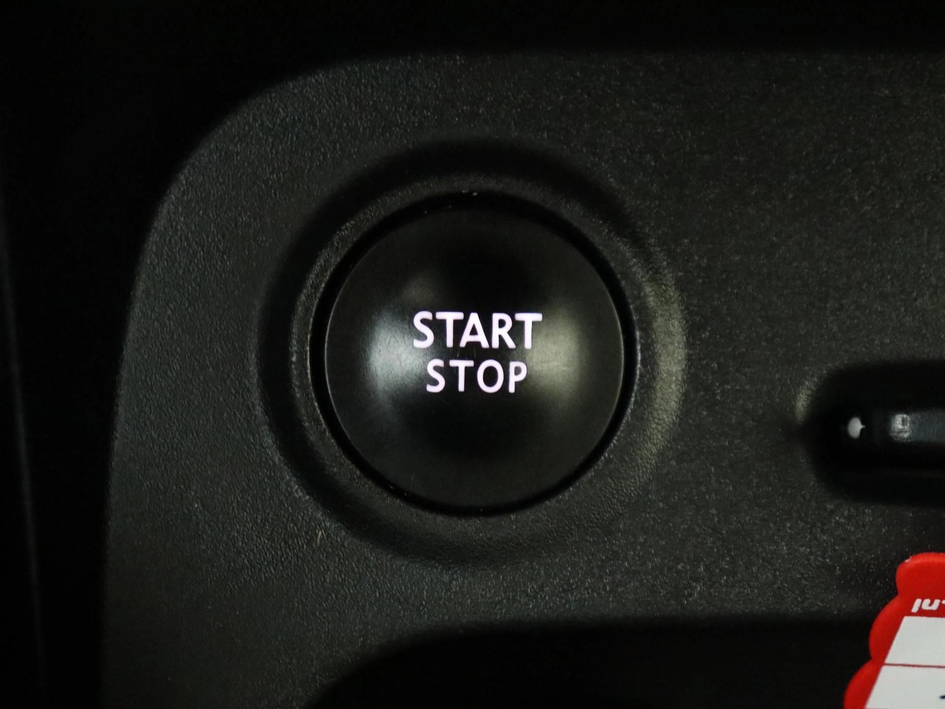 Renault-Captur-image-19
