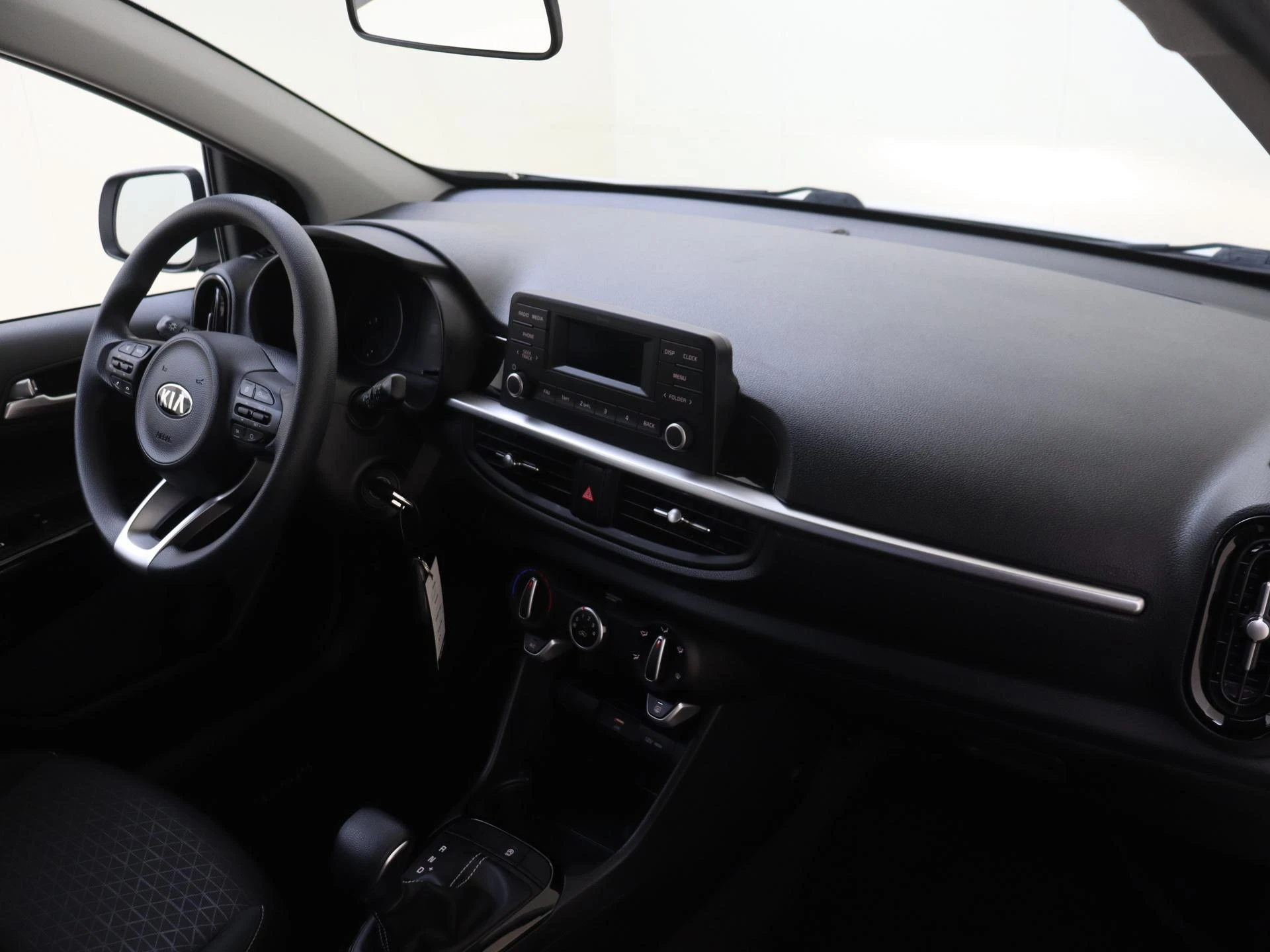 Kia-Picanto-image-4