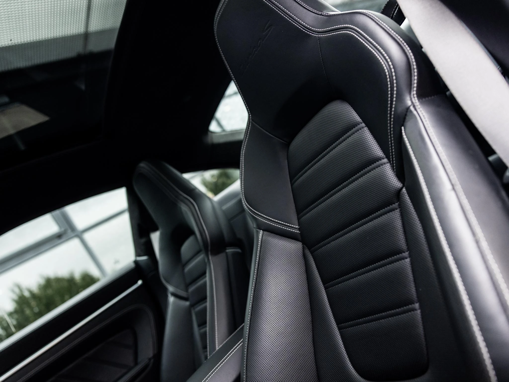 Porsche-911-image-18