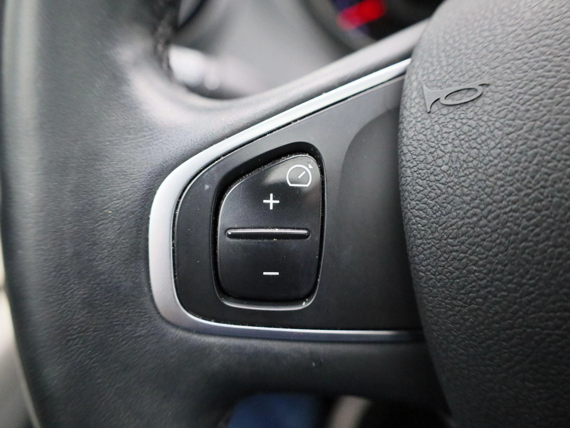 Renault-Captur-image-19