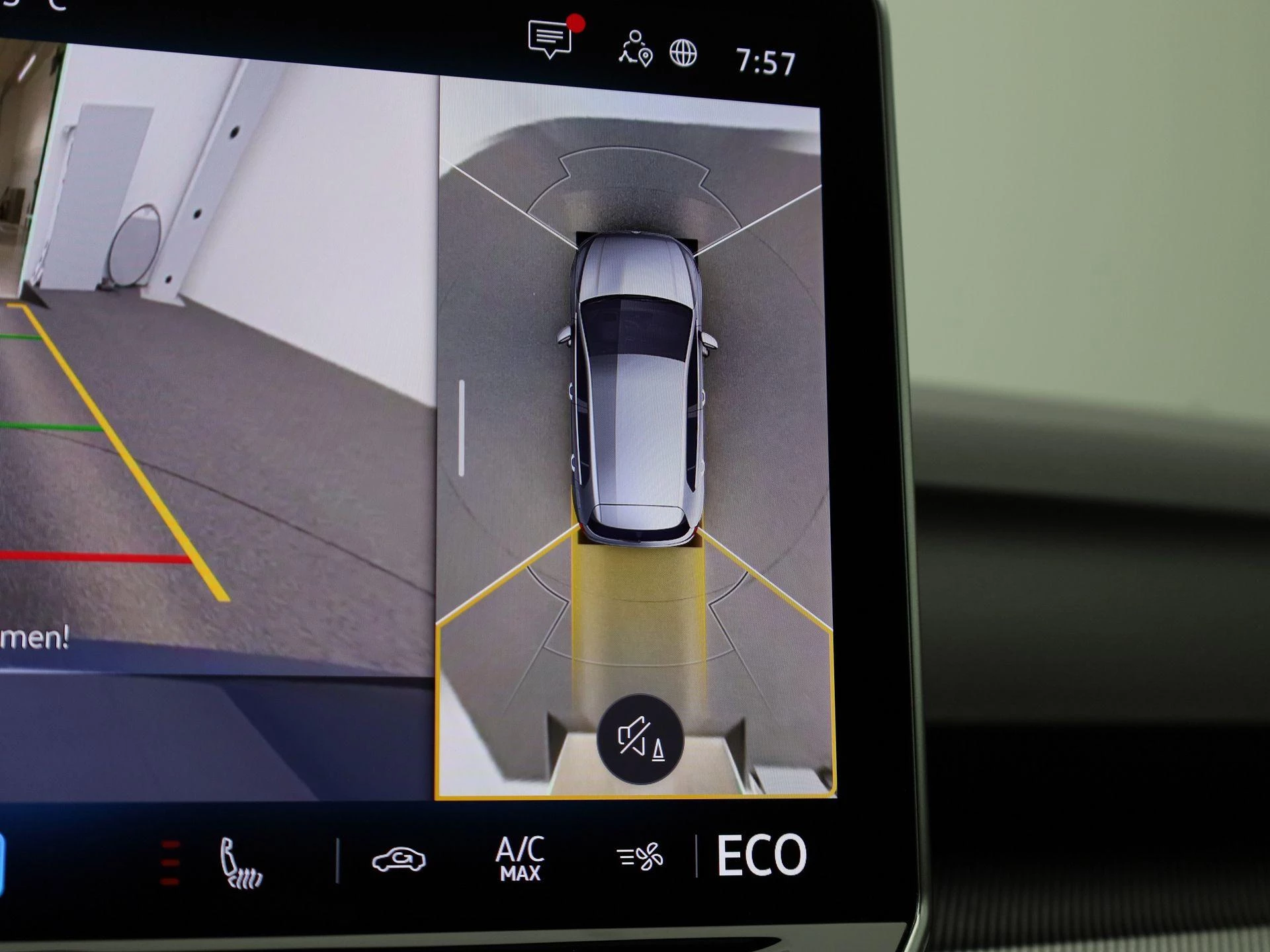 Volkswagen-Golf-image-35