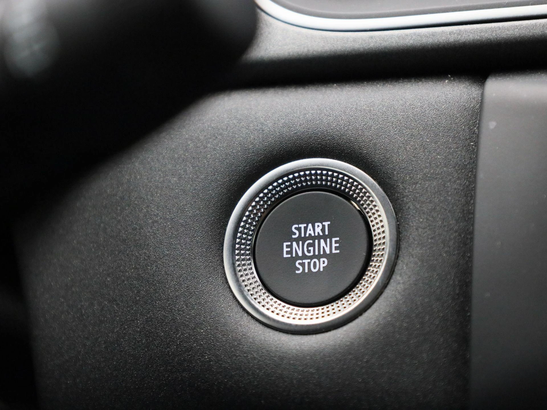 Renault-Captur-image-26