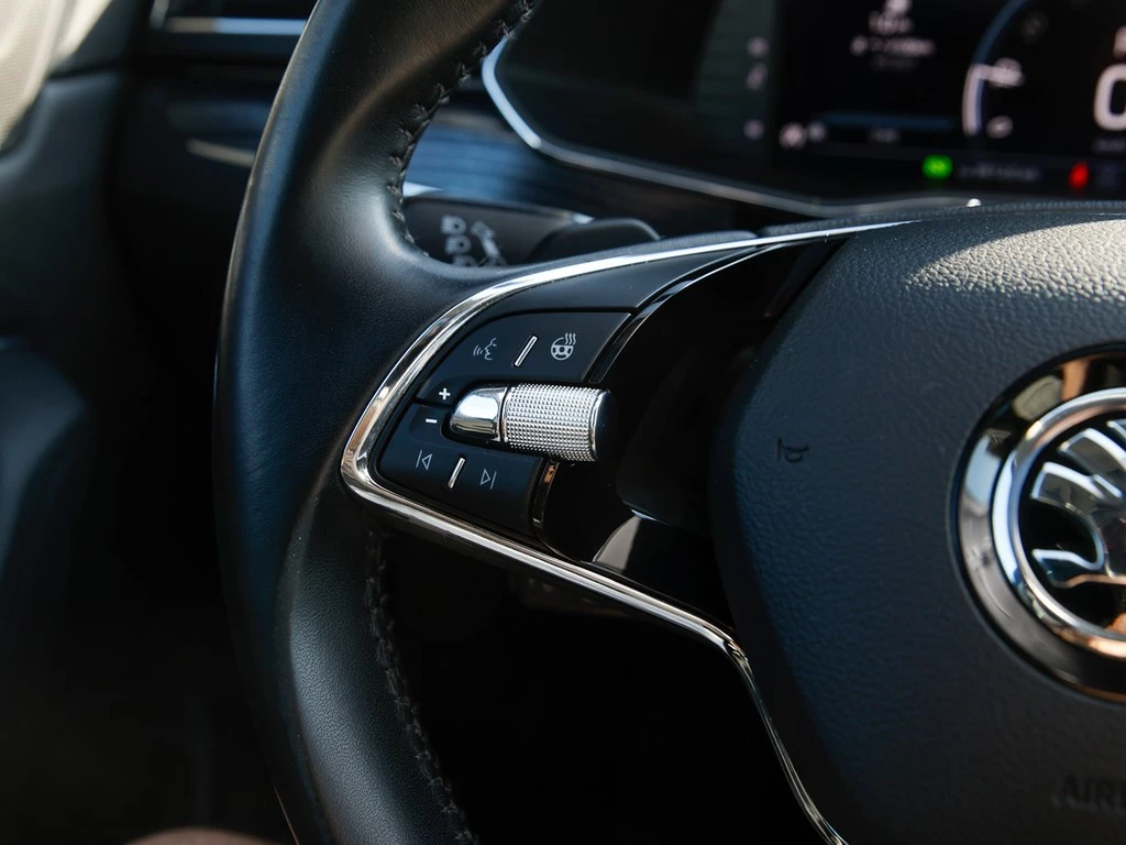 Škoda Superb Combi 2.0 TDI DSG Premium Edition