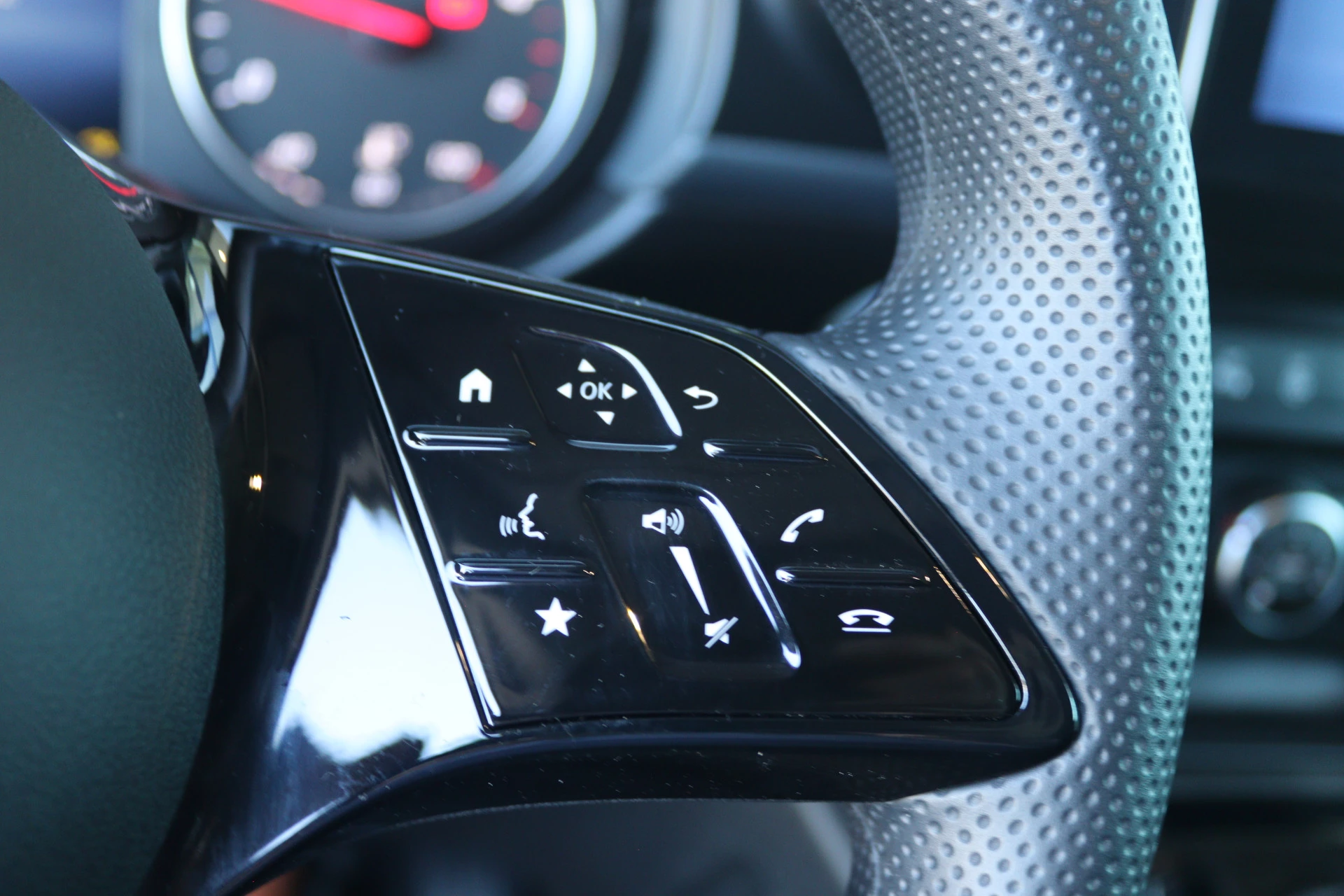 Mercedes-Benz-Citan-image-11