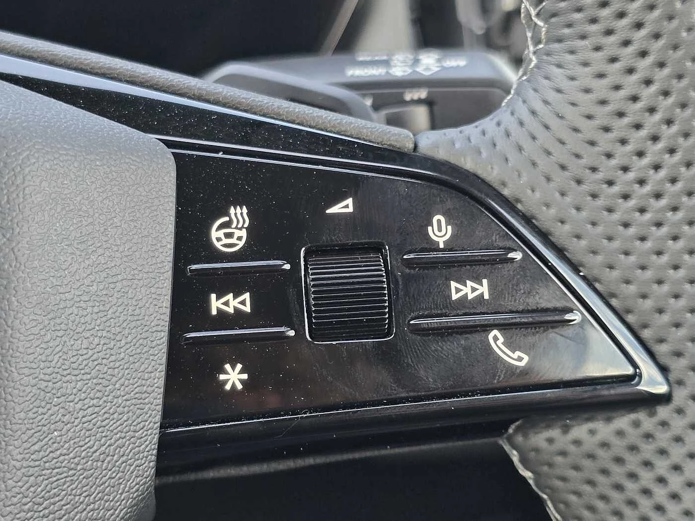Audi-Q4 e-tron-image-34