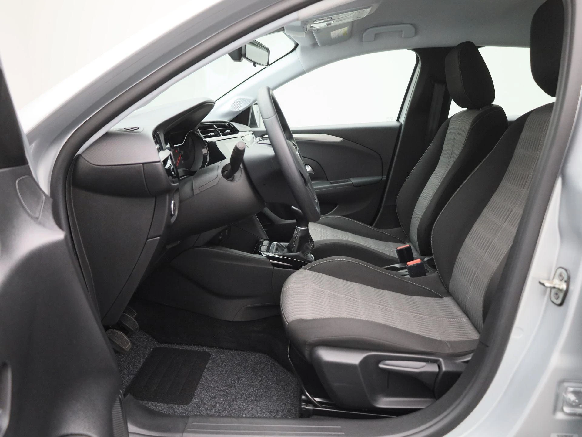 Opel-Corsa-image-10