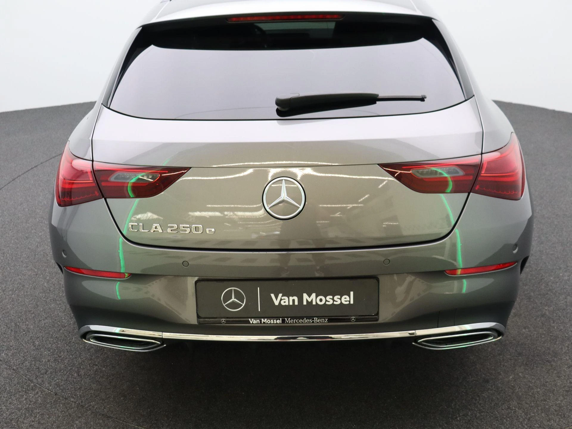 Mercedes-Benz CLA 250 e AMG Line Shooting Brake + MULTIBEAM LED + PANORAMISCH DAK + CARPLAY +