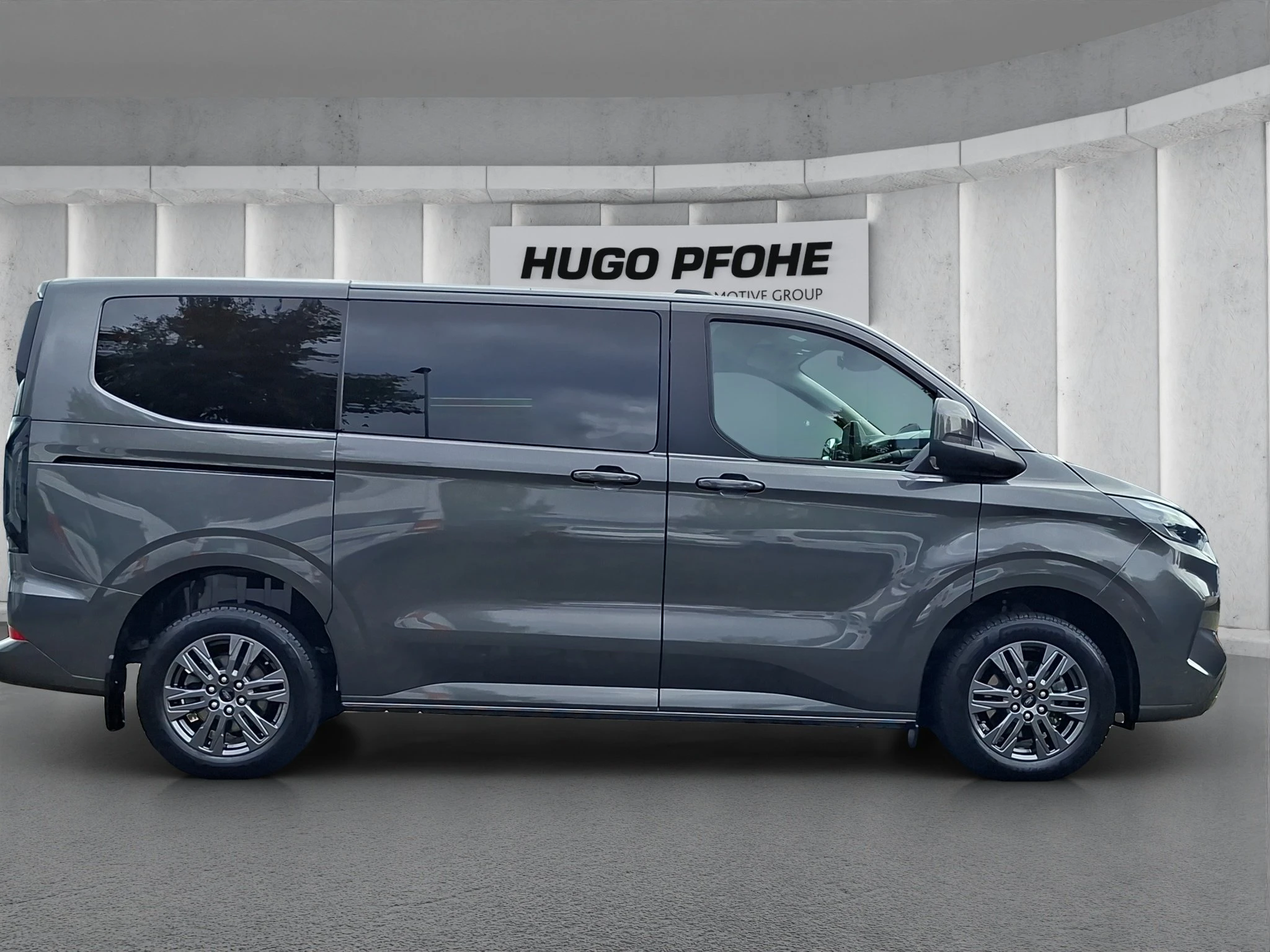 Ford-Tourneo Custom-image-5