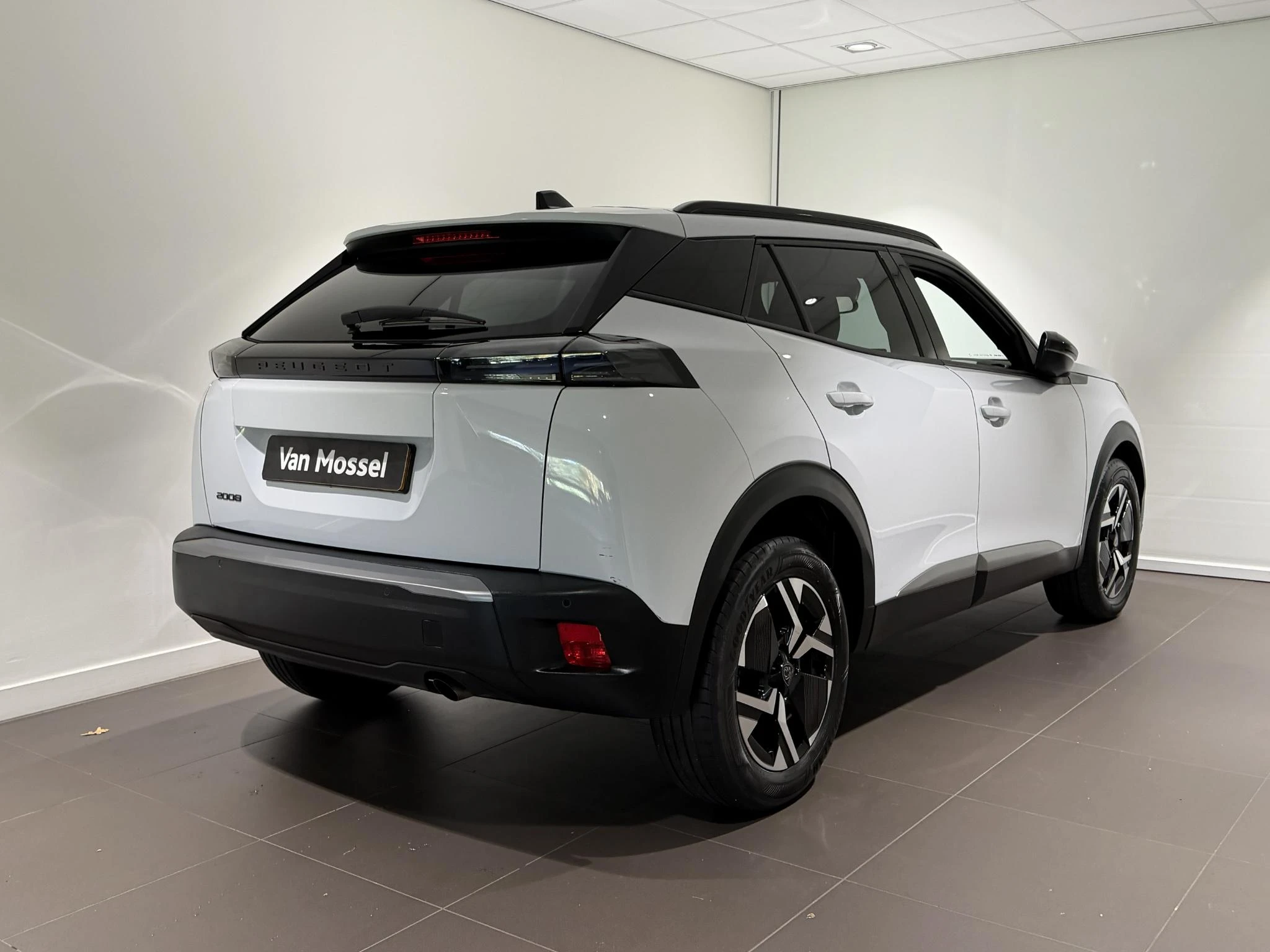 Peugeot-2008-image-3