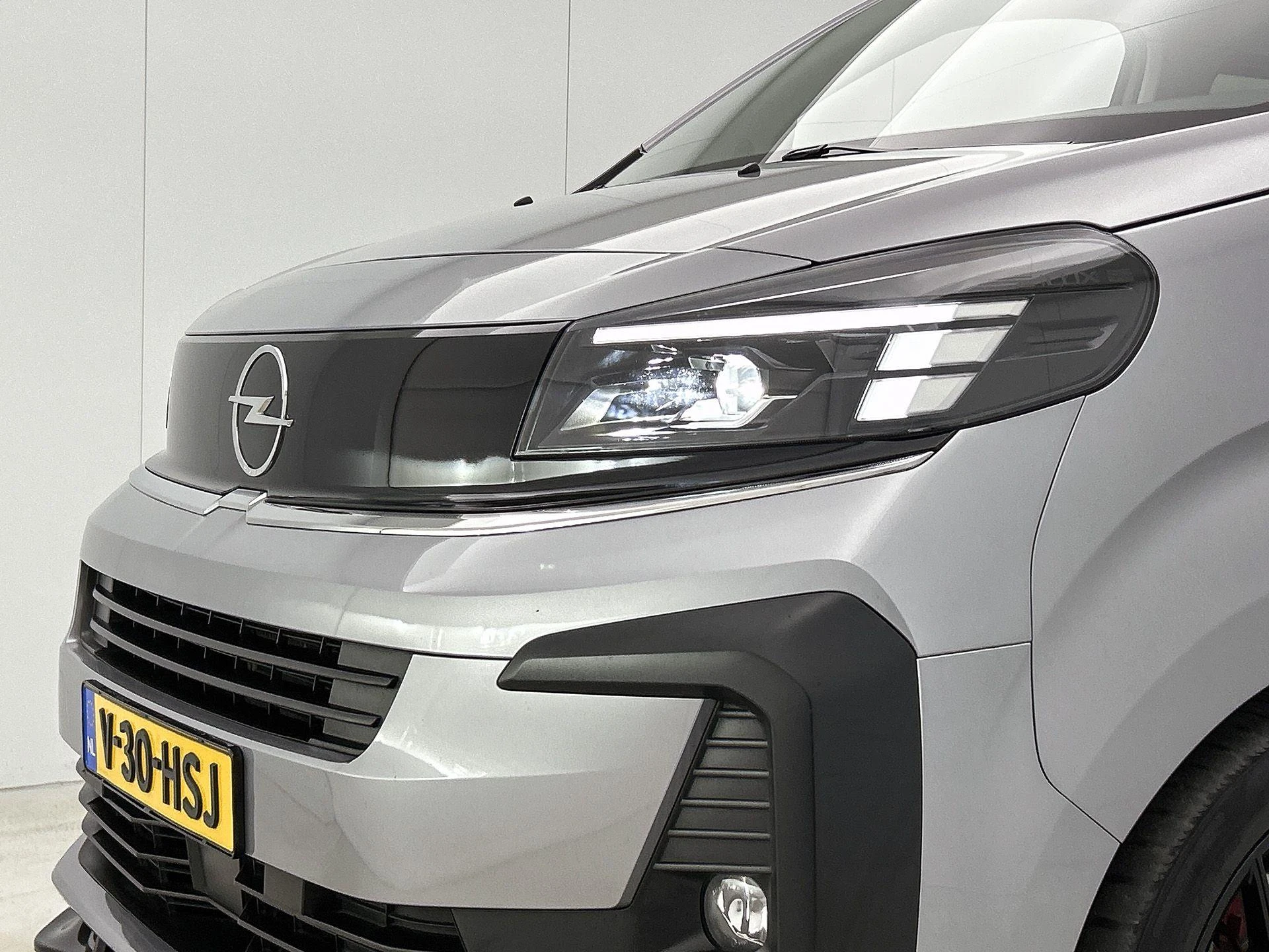 Opel-Vivaro-image-26