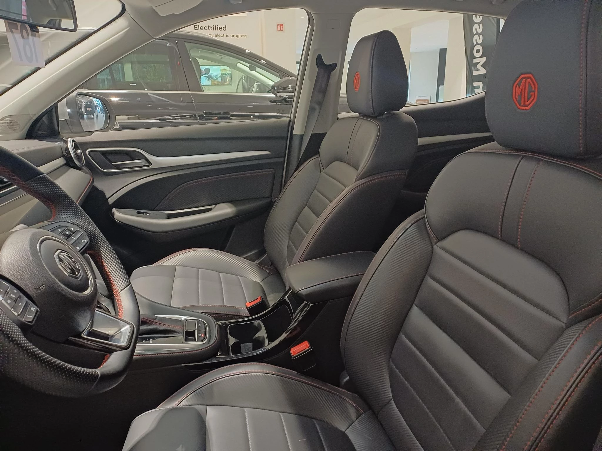 MG ZS 1.0 T-GDi AT LUXURY