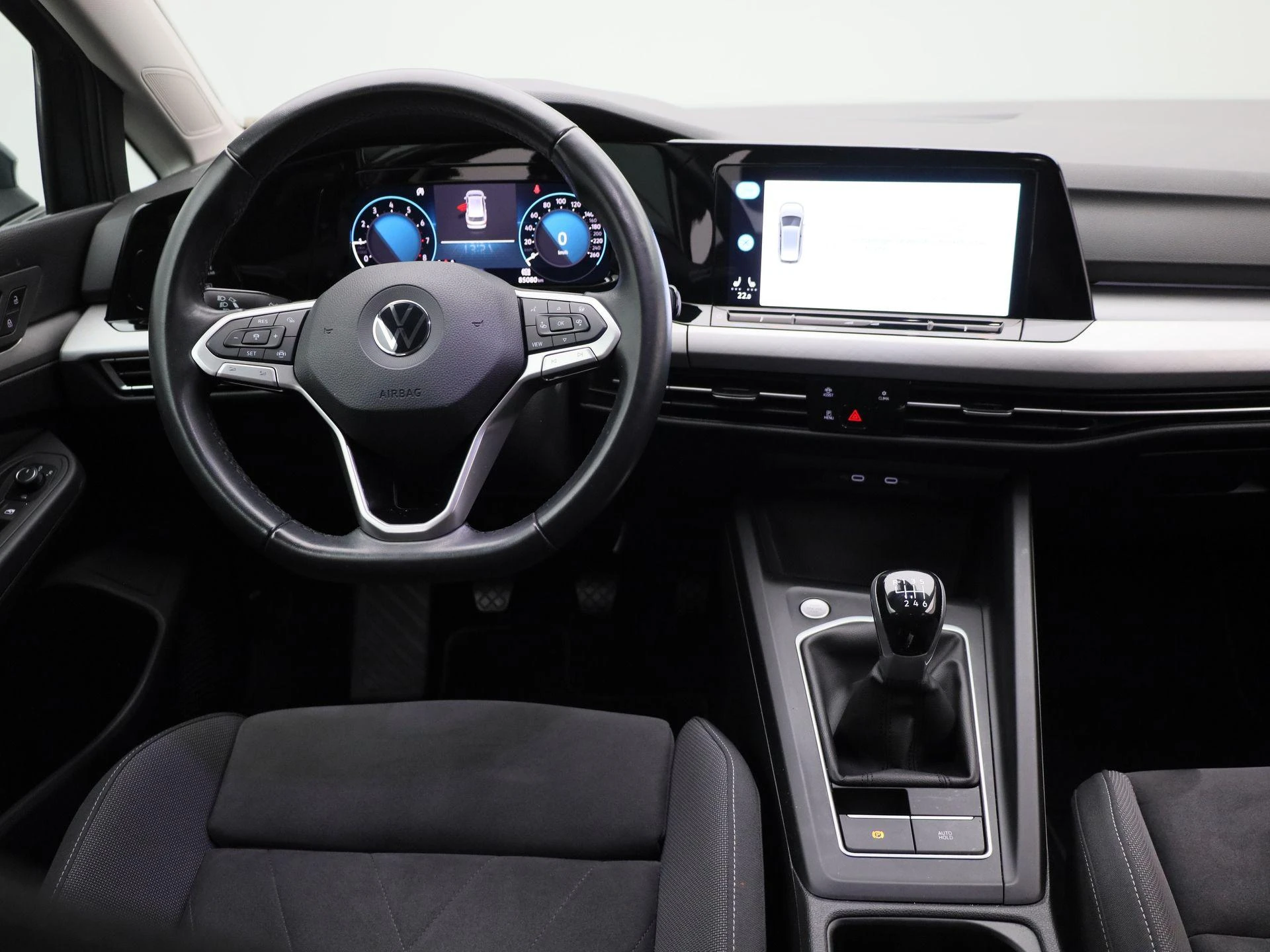 Volkswagen-Golf-image-6