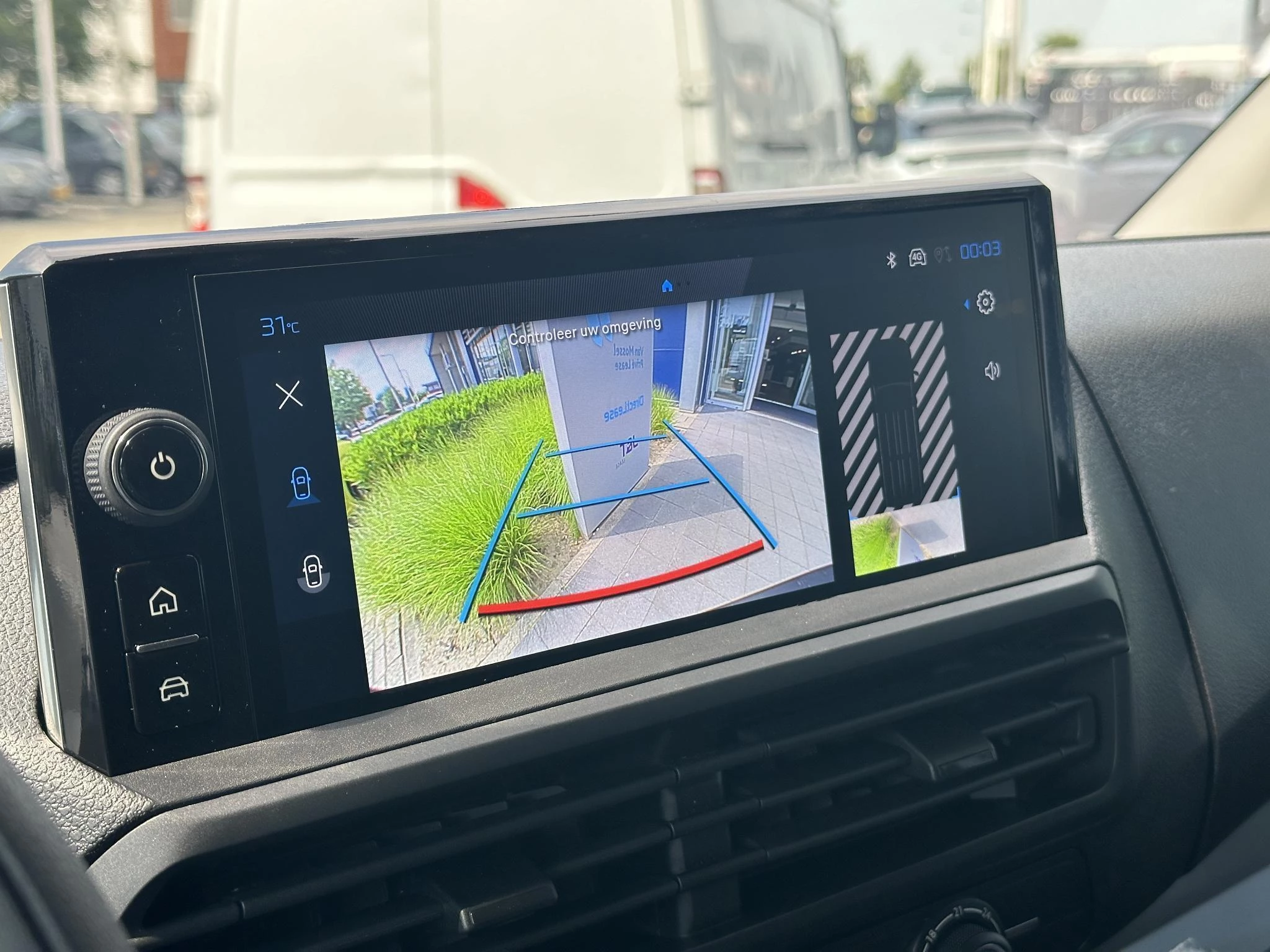 Peugeot-Expert-image-9