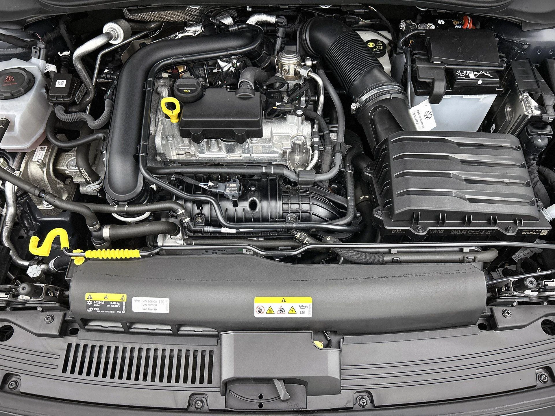 Volkswagen-Polo-image-25