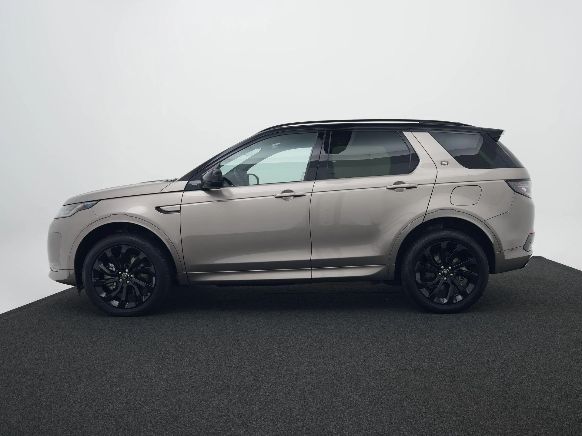 Land Rover-Discovery Sport-image-3