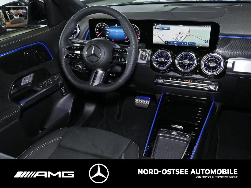 Mercedes-Benz GLB 200 AMG NIGHT PANO SOUND 360° DISTRONIC AMG Line