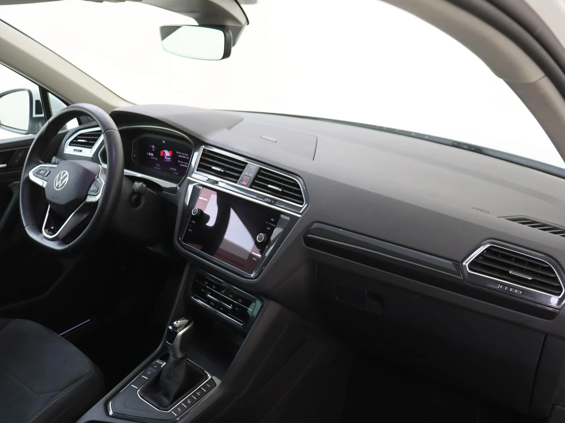 Volkswagen Tiguan 1.4 TSI eHybrid Elegance