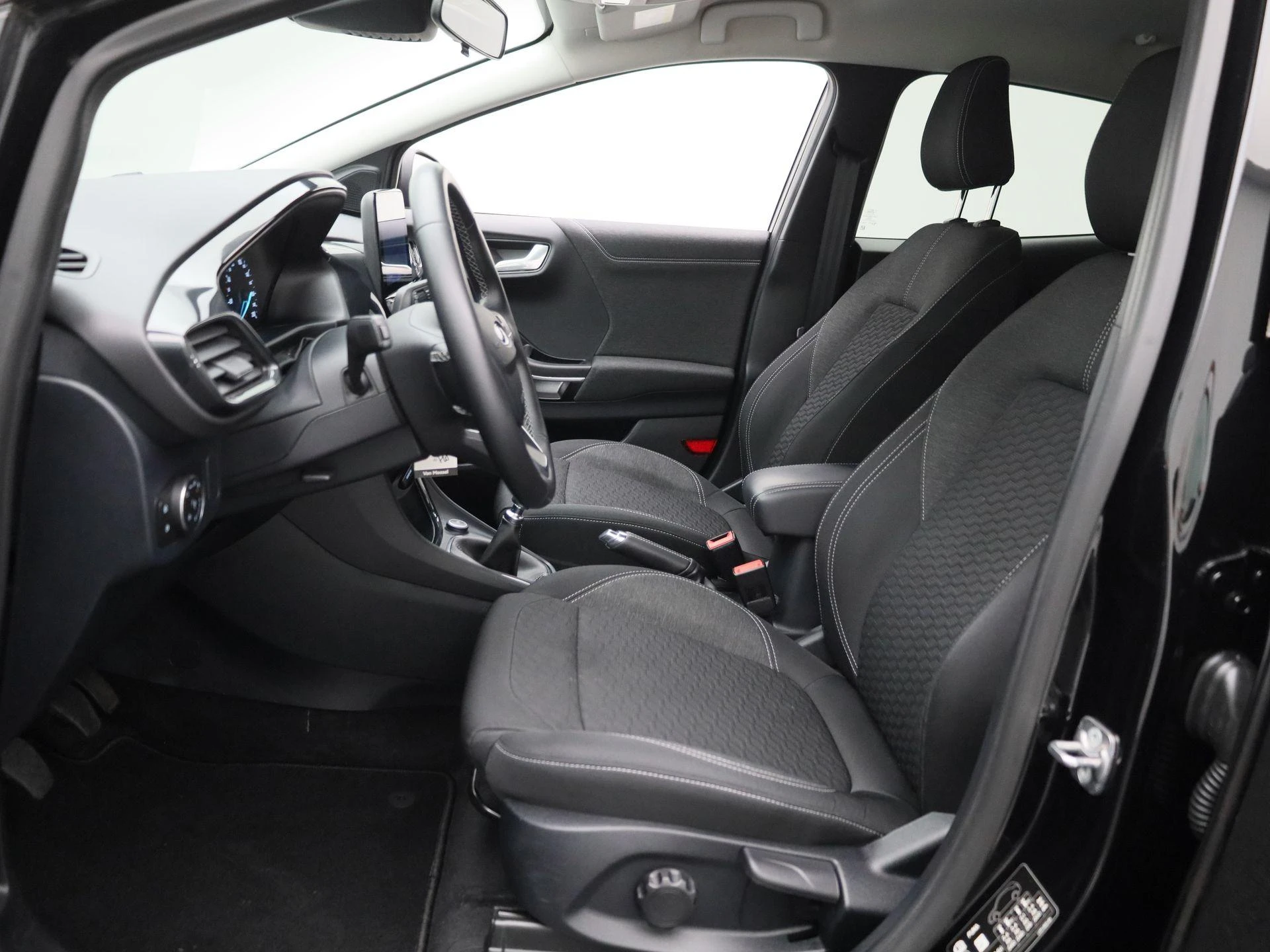 Ford-Puma-image-9