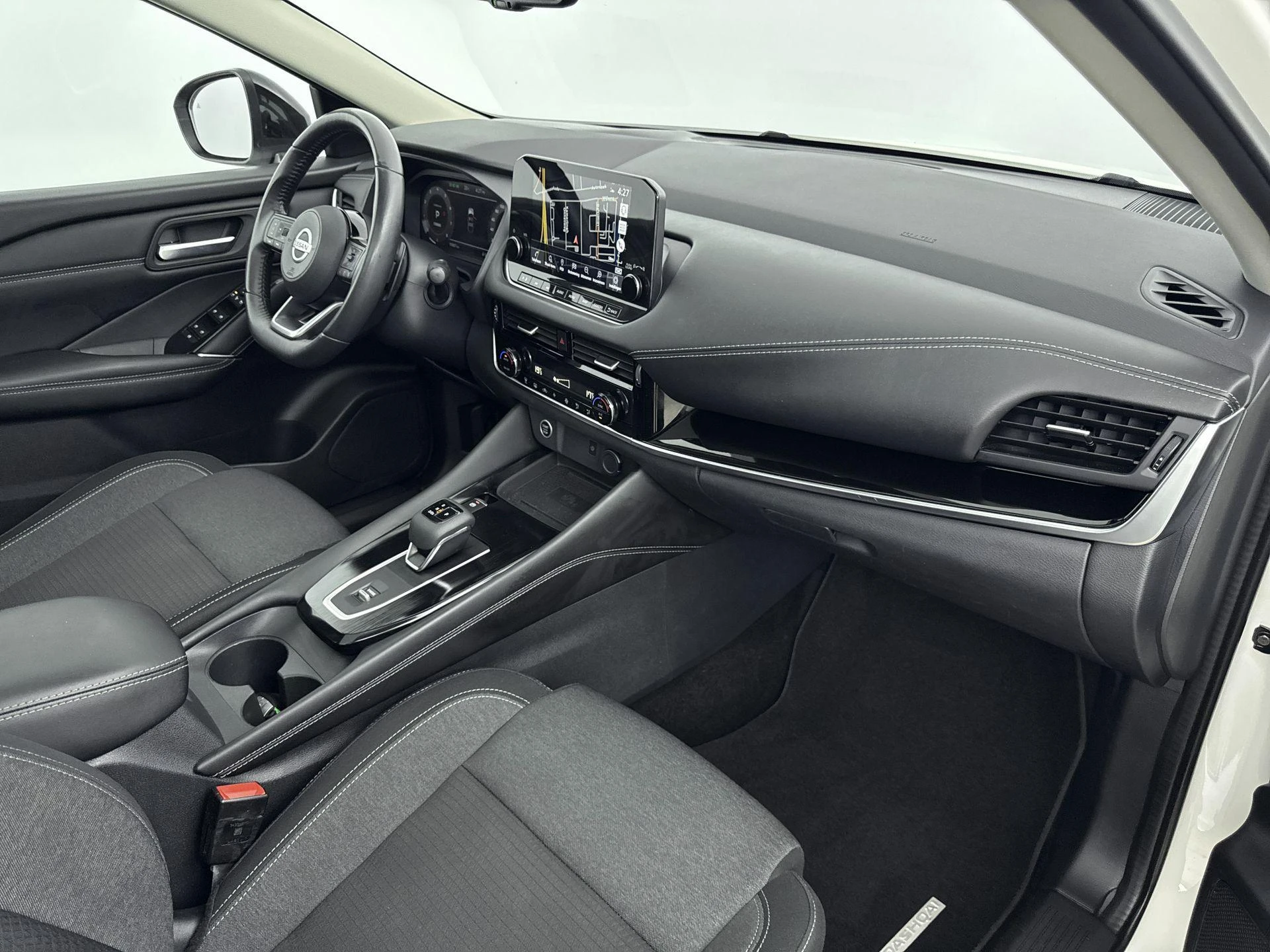 Nissan-QASHQAI-image-15