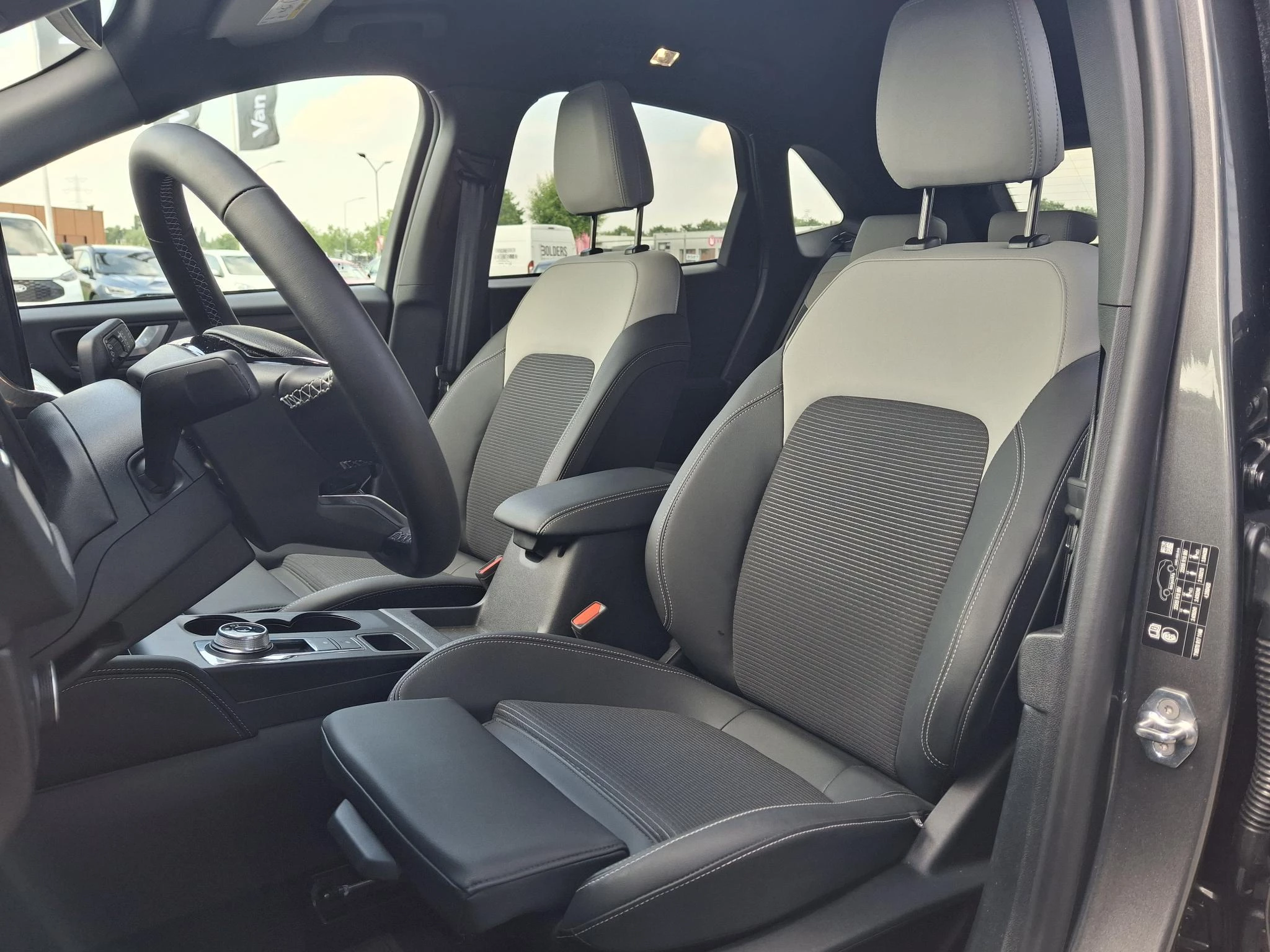 Ford-Kuga-image-10