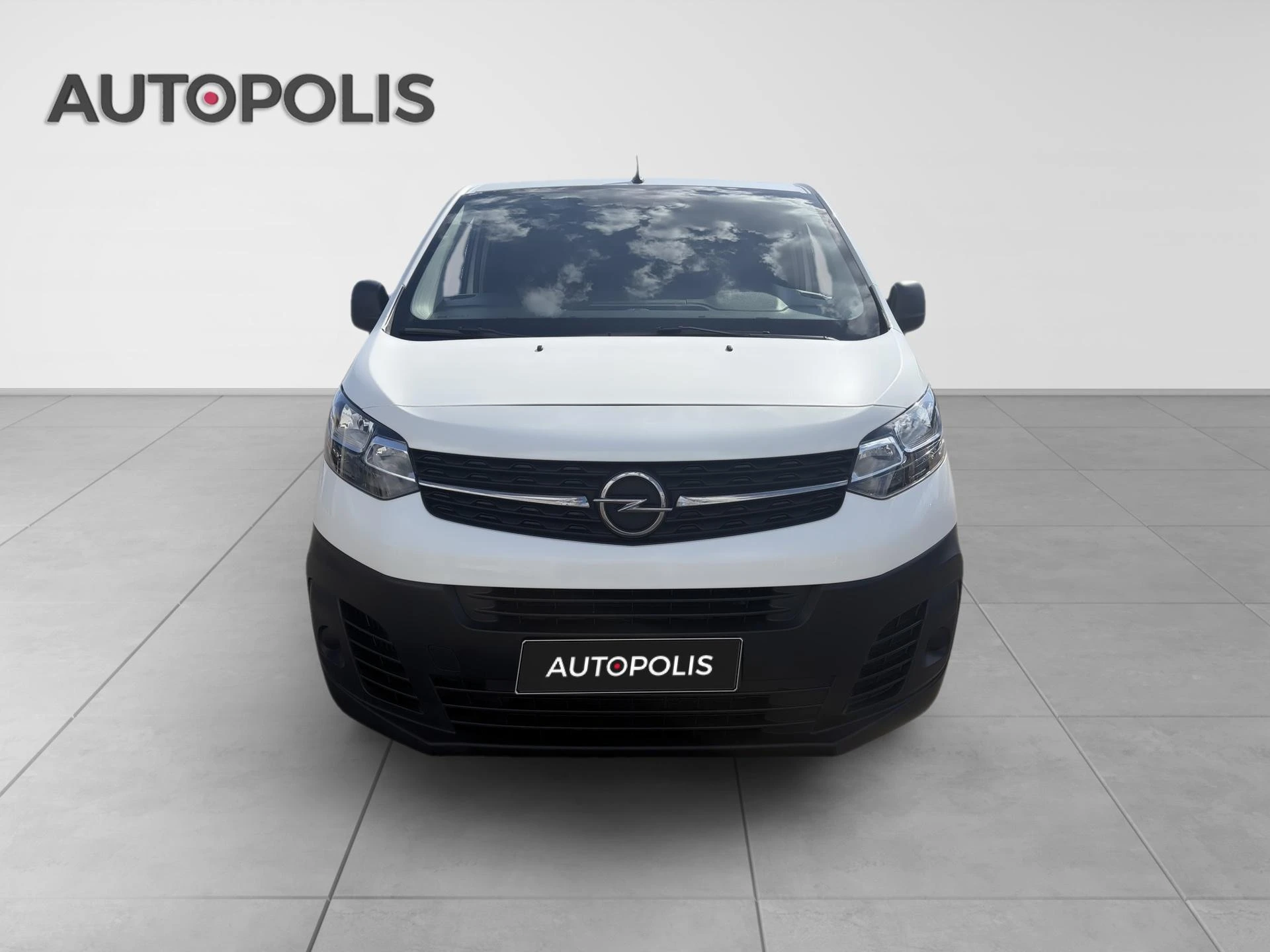Opel-Vivaro-image-10