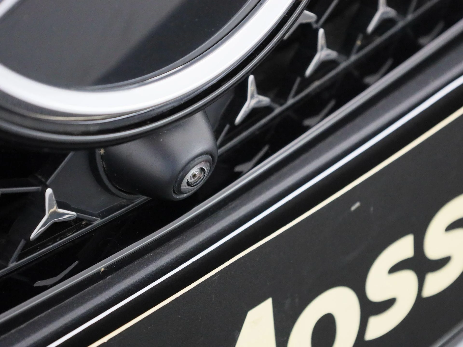 Mercedes-Benz-GLE-image-46