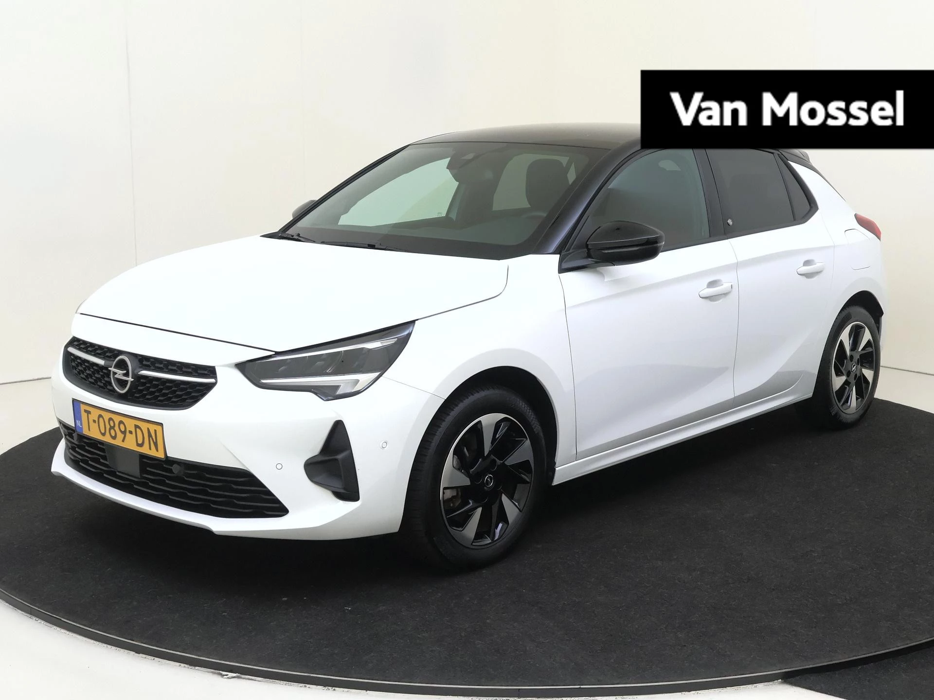 Opel-Corsa-e-image-0