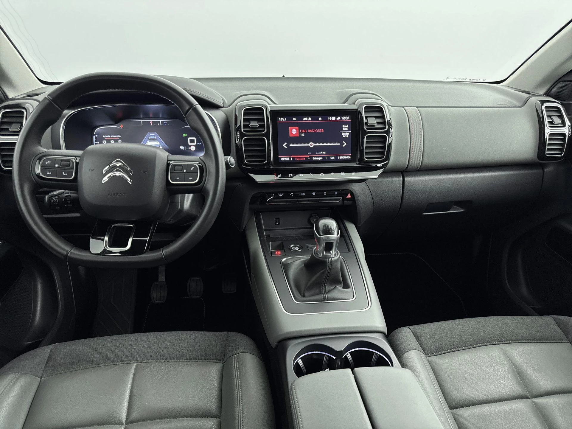 Citroën-C5 Aircross-image-17