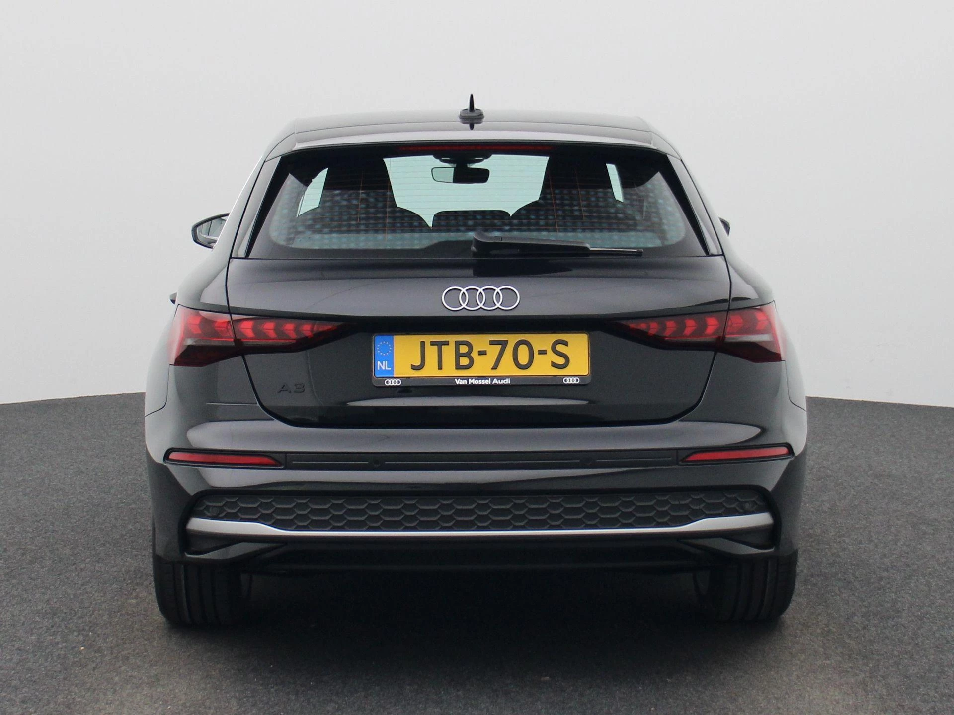 Audi-A3-image-4