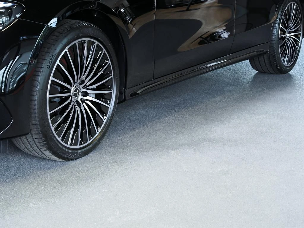 Mercedes-Benz-E-Klasse 300 de-image-2