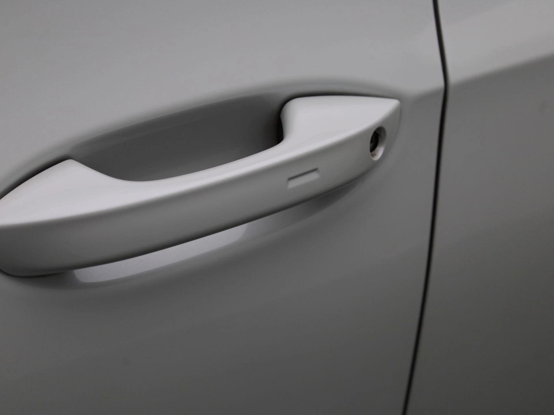 Volkswagen-Golf-image-18
