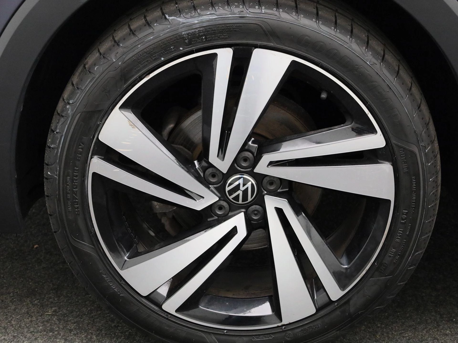 Volkswagen-T-Cross-image-12