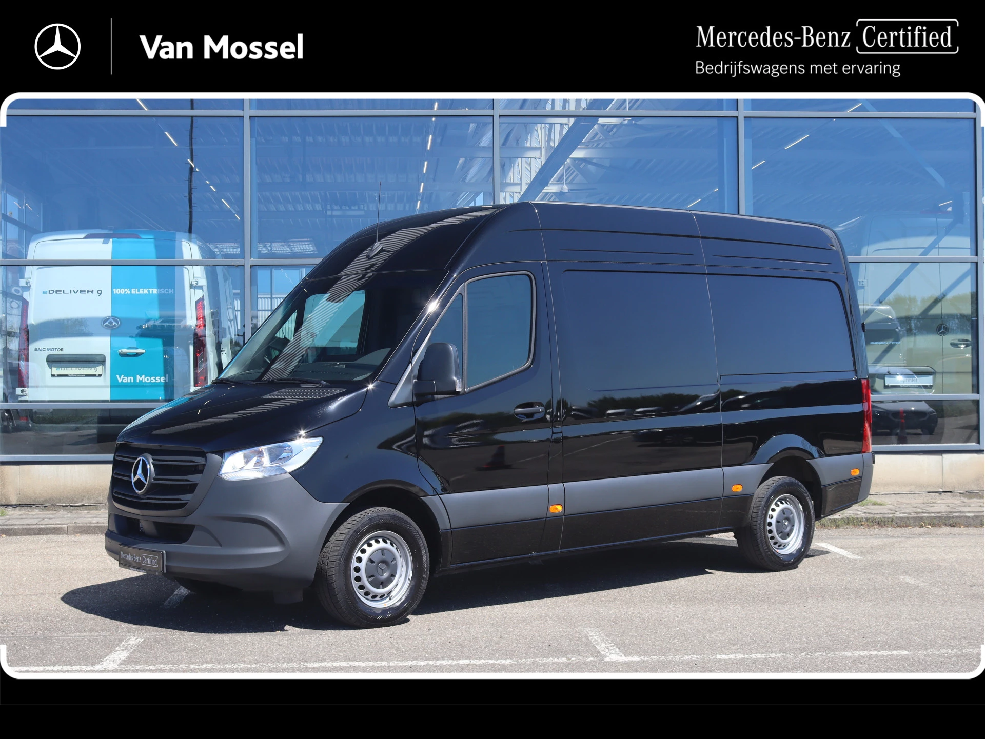 Mercedes-Benz-Sprinter-image-0