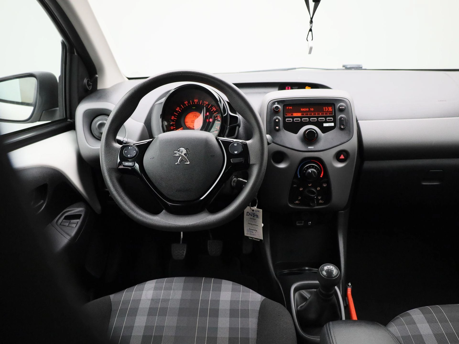 Peugeot-108-image-6