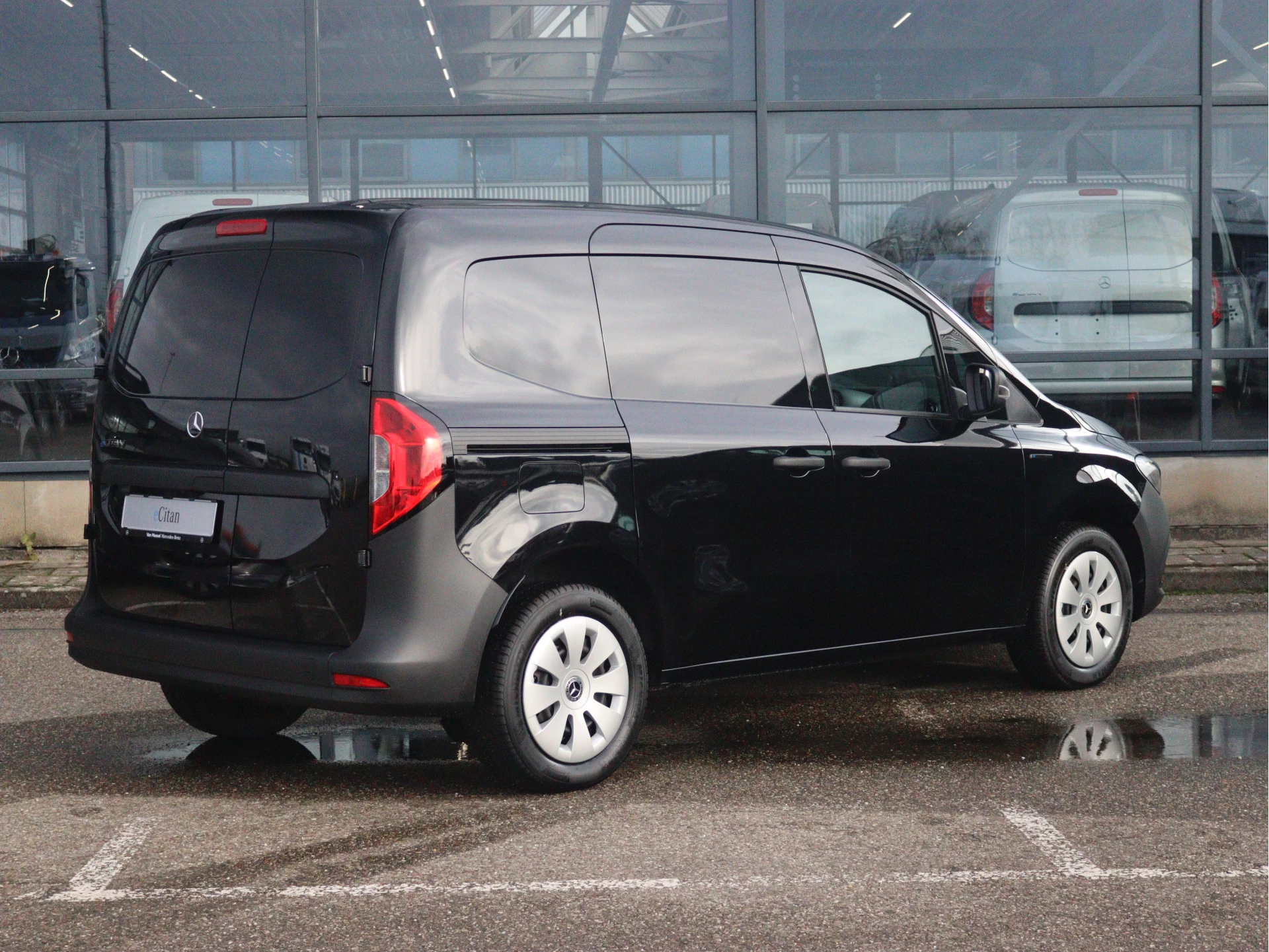Mercedes-Benz-eCitan-image-1