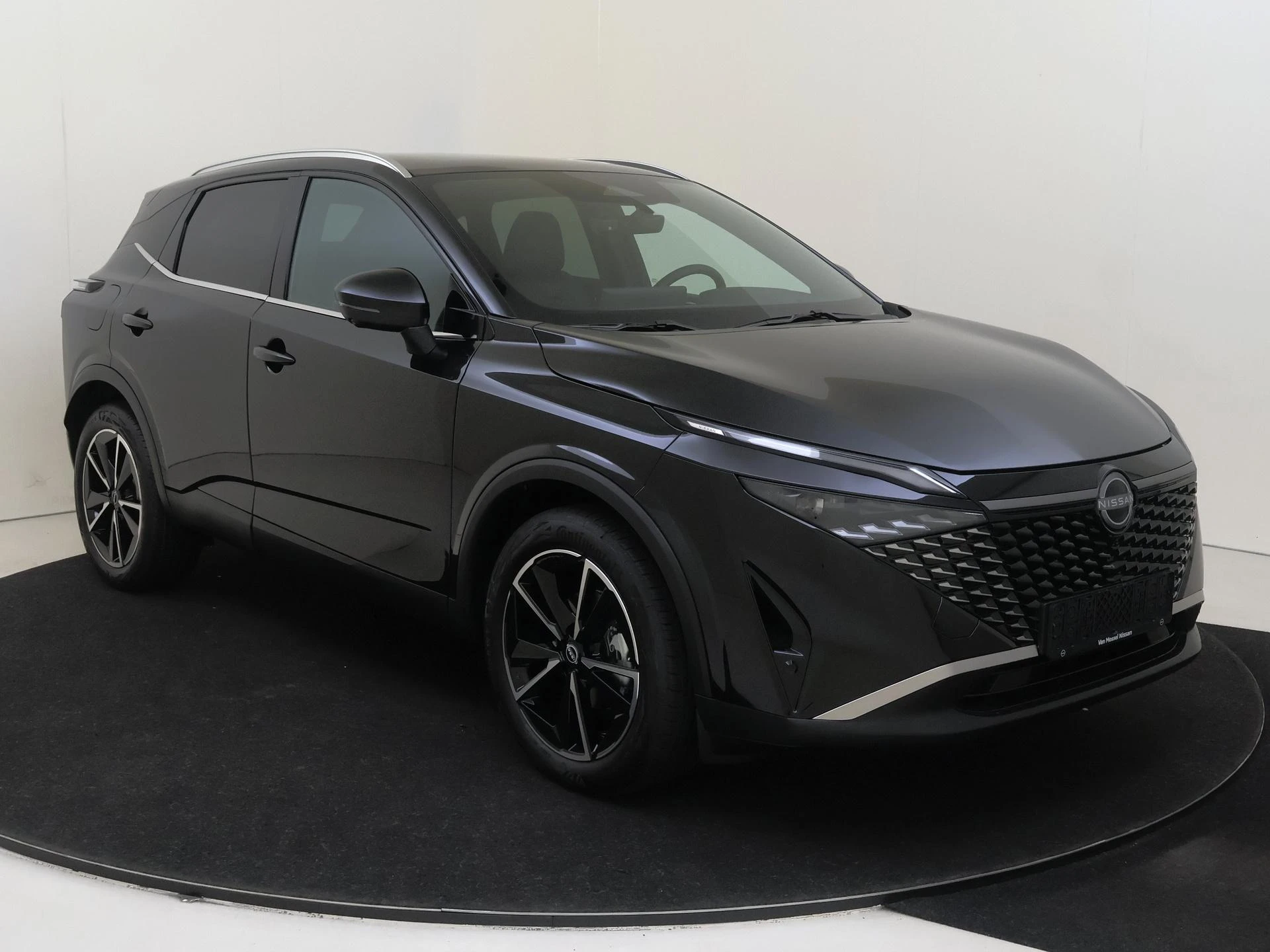 Nissan-QASHQAI-image-1