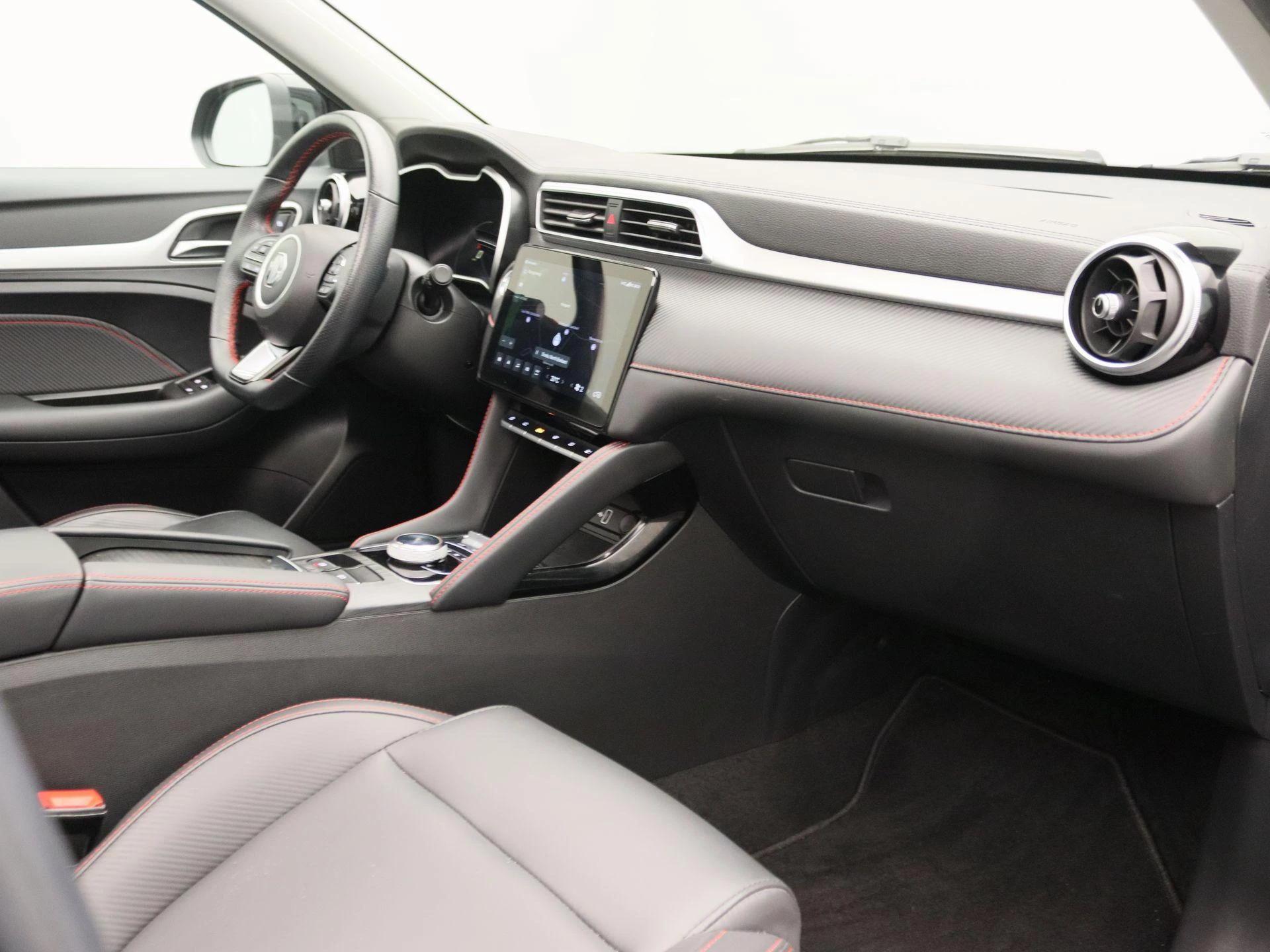 MG-ZS EV-image-28