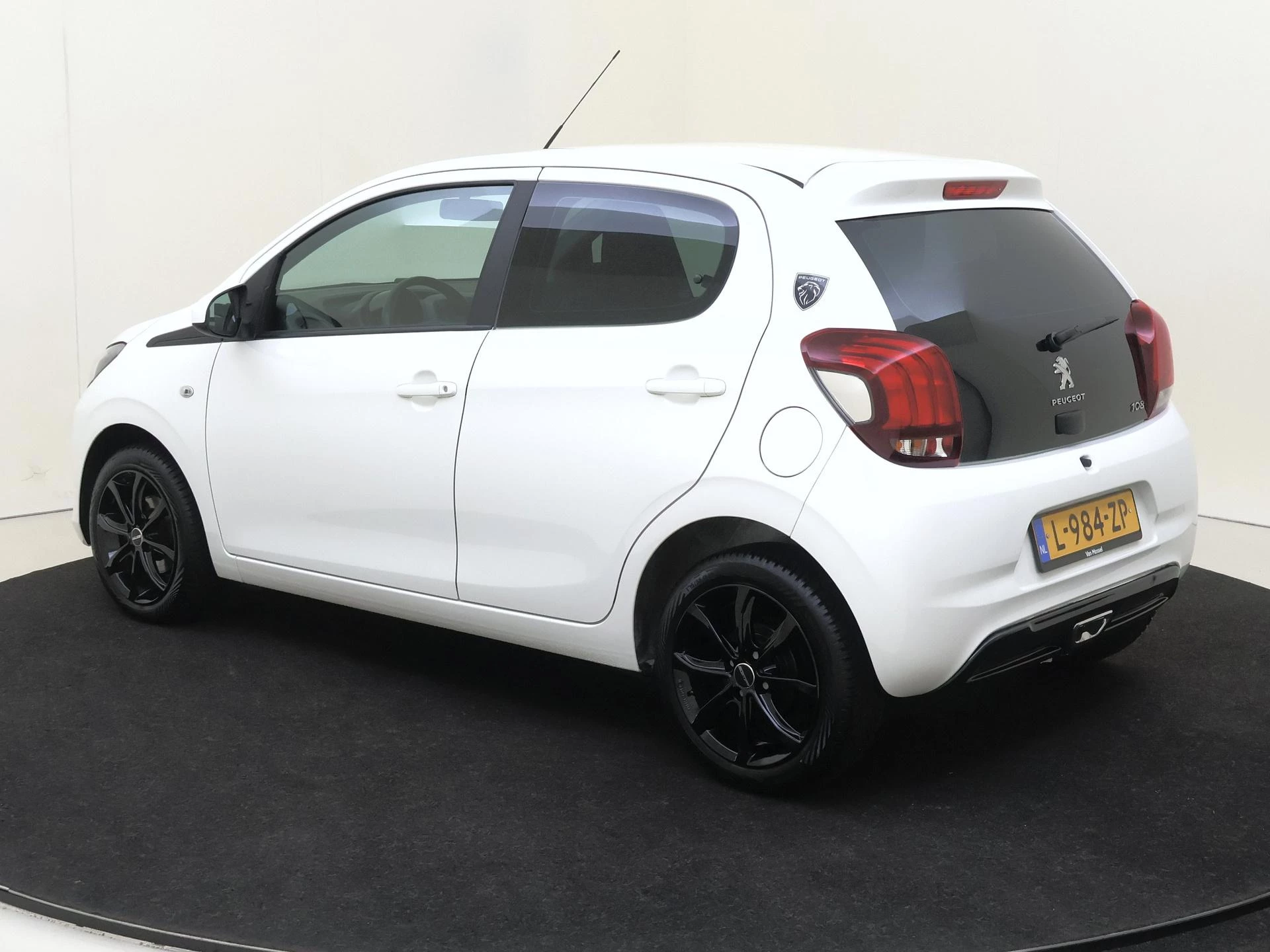 Peugeot 108