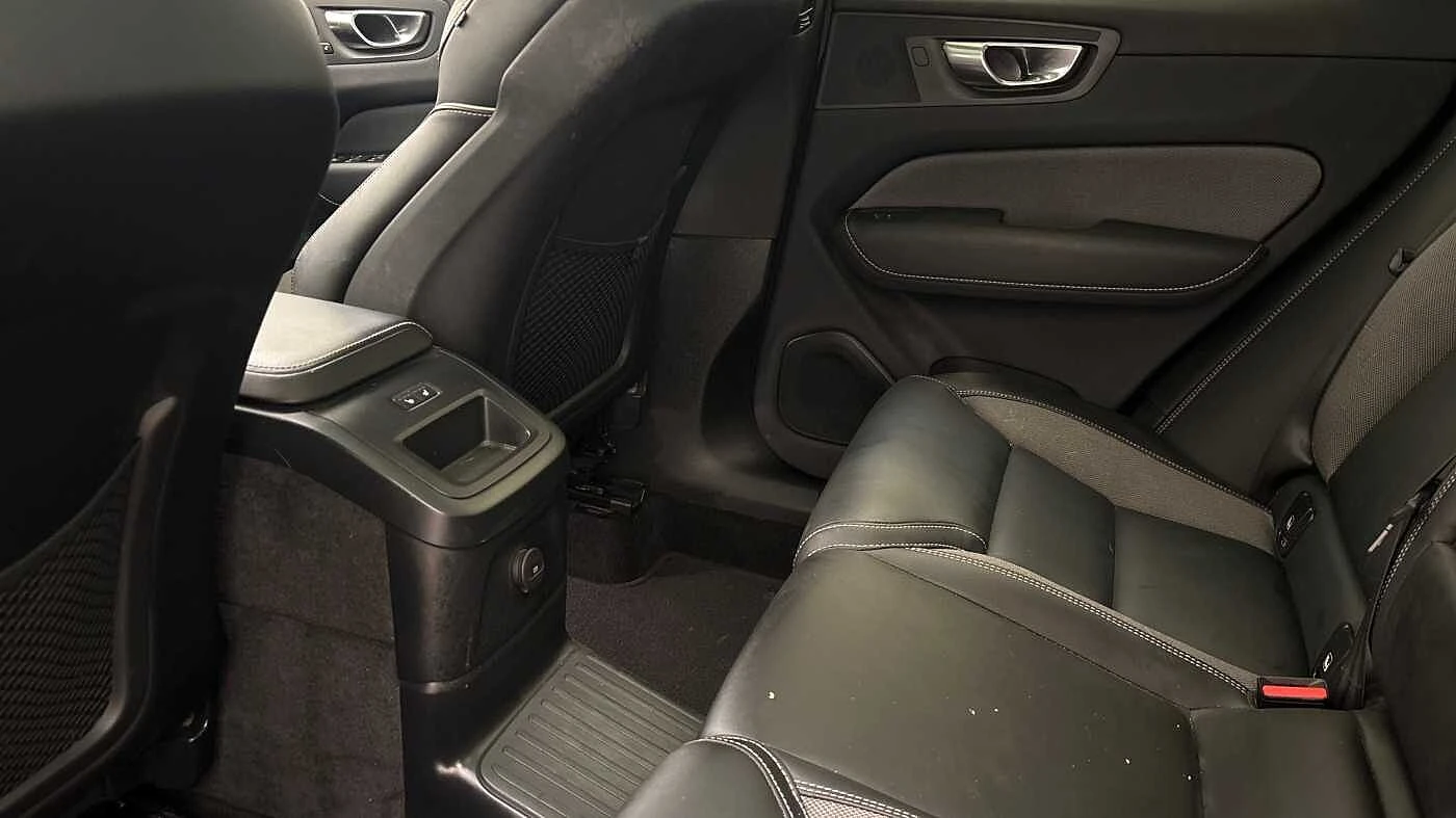 Volvo-XC60-image-7