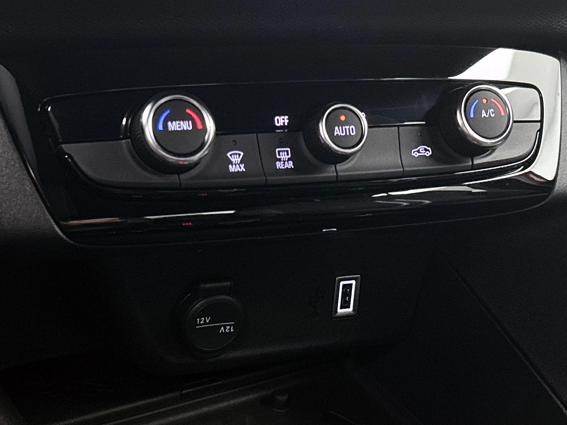 Opel-Corsa-image-23