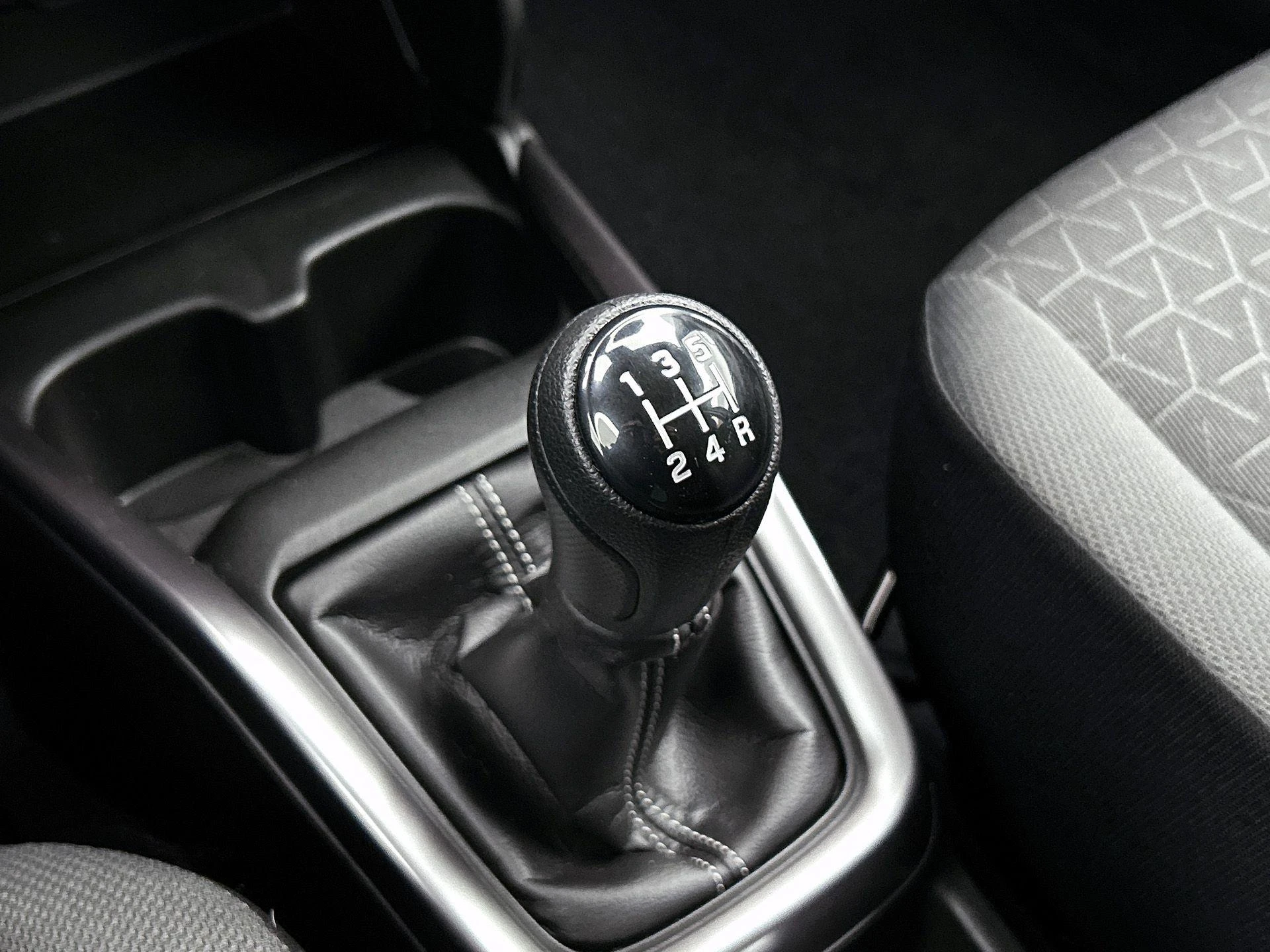 Suzuki-Swift-image-33