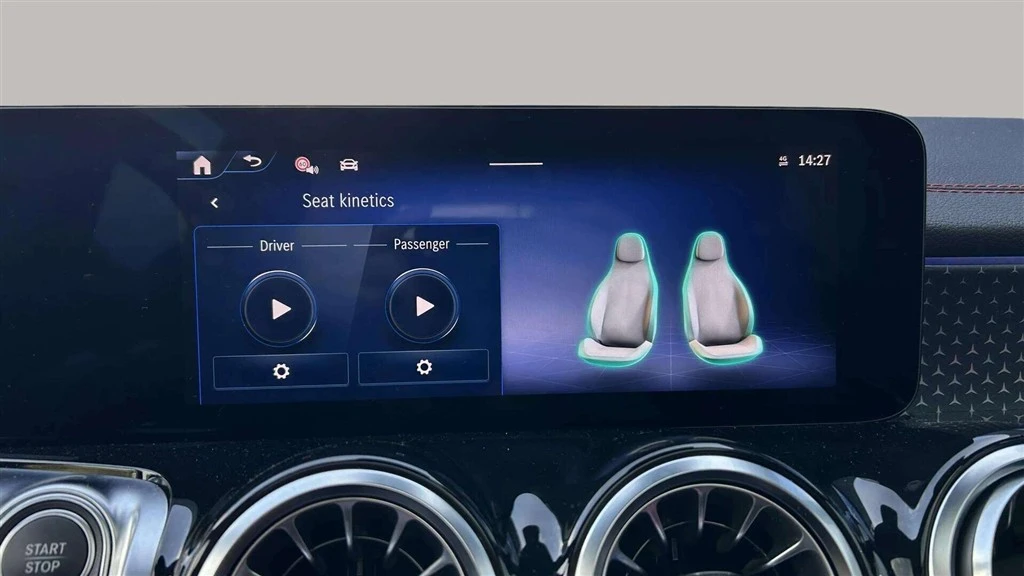 Mercedes-Benz-EQB-image-17