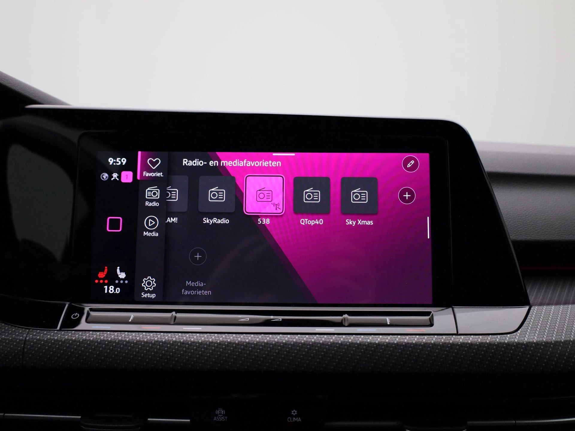 Volkswagen-Golf-image-20