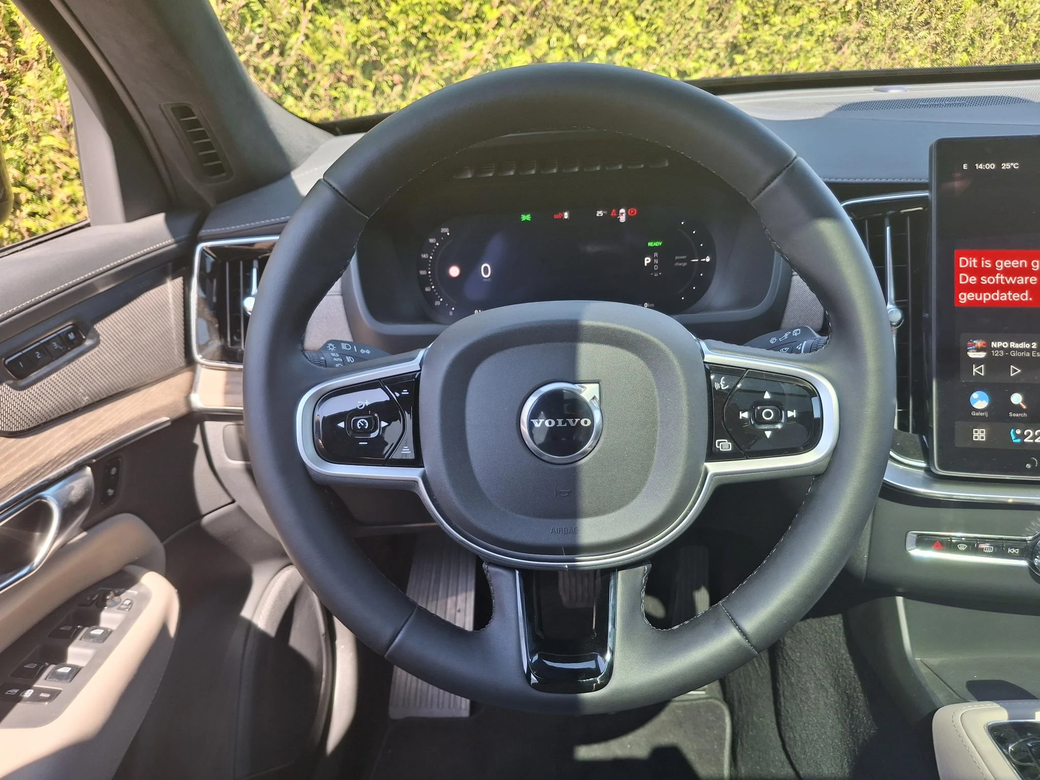 Volvo-XC90-image-24