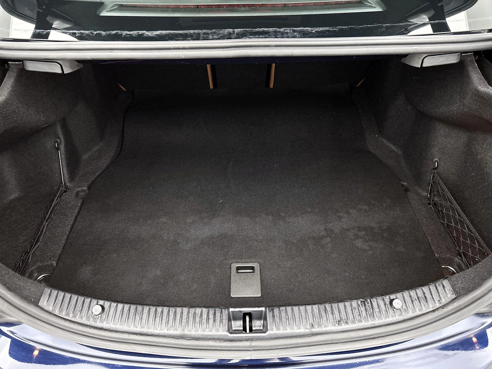Mercedes-Benz-C-Klasse-image-15