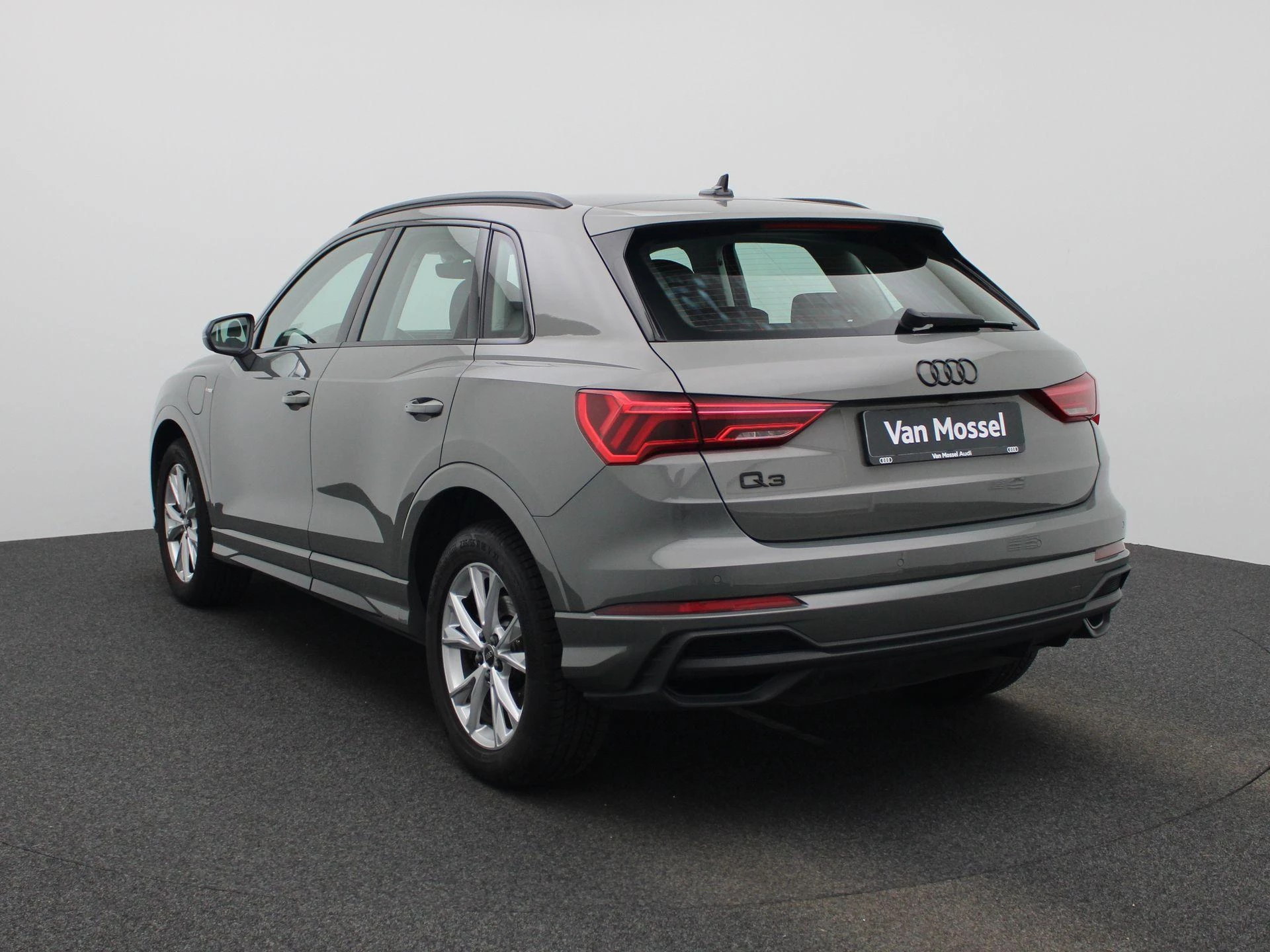 Audi Q3 45 TFSI e S tronic S Line