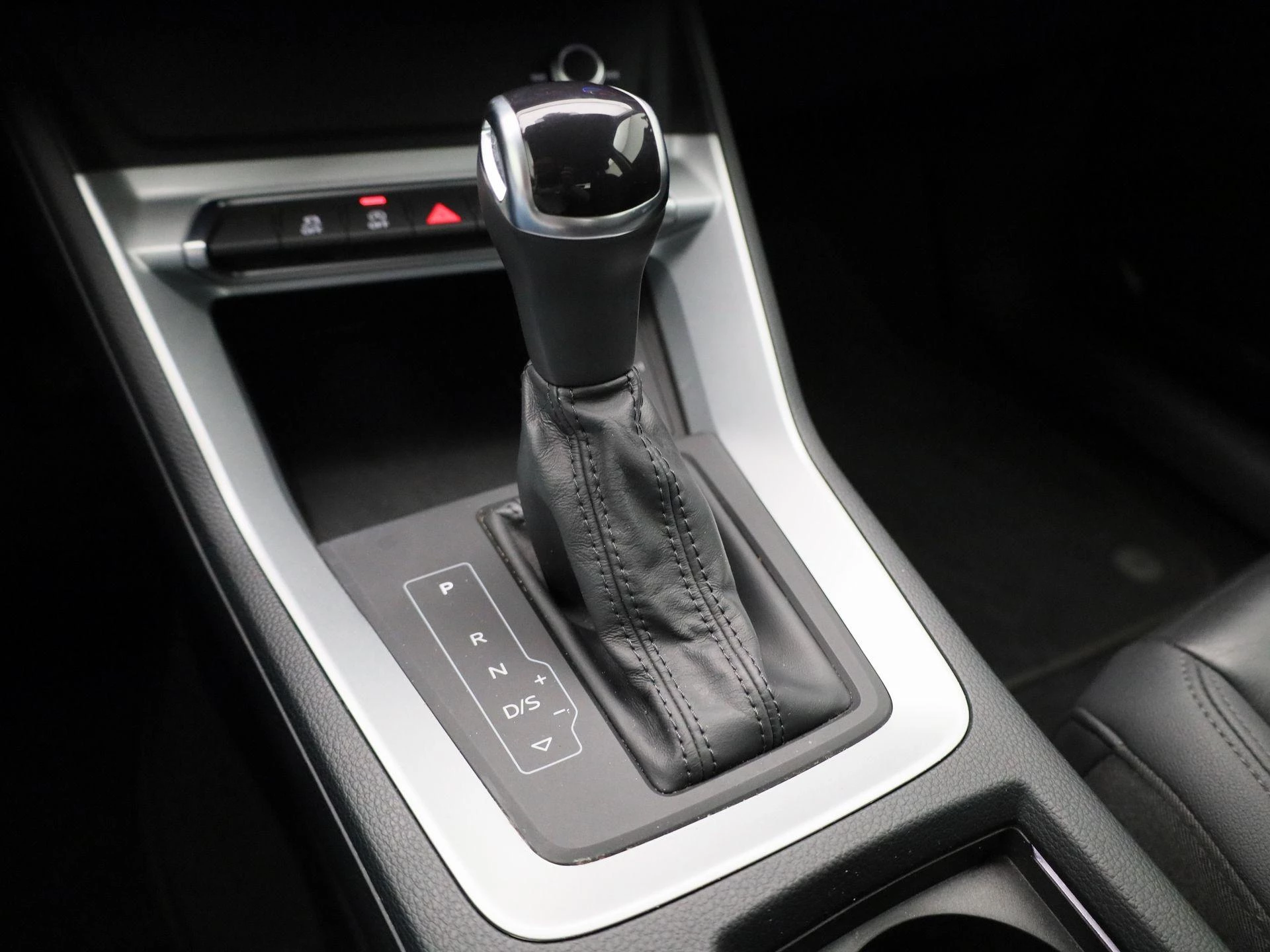 Audi Q3 35 TFSI S tronic Bus. Ed. Attraction