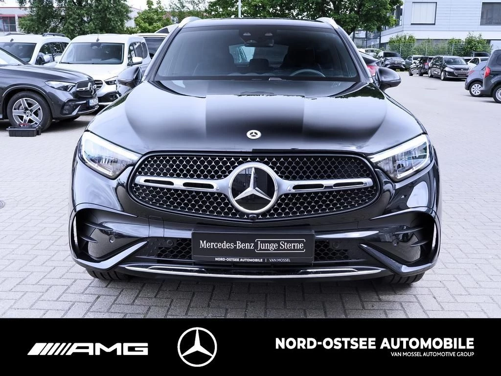 Mercedes-Benz GLC 300 d AMG 4M AHK MBUX SHZ KEYLESS-GO AMG