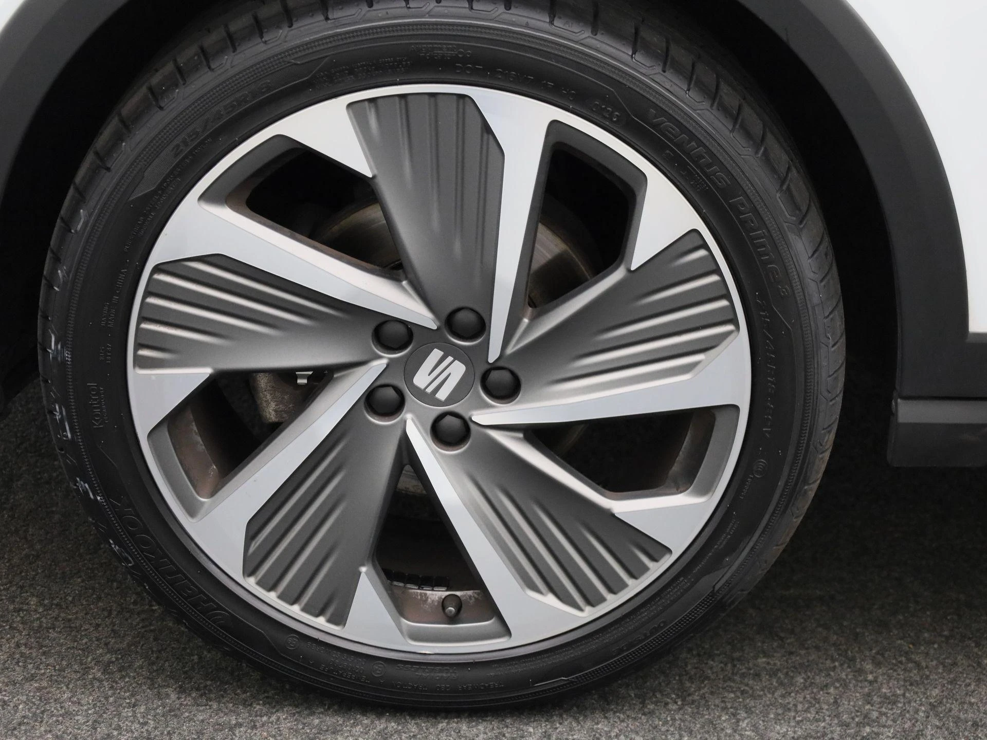 SEAT-Arona-image-11