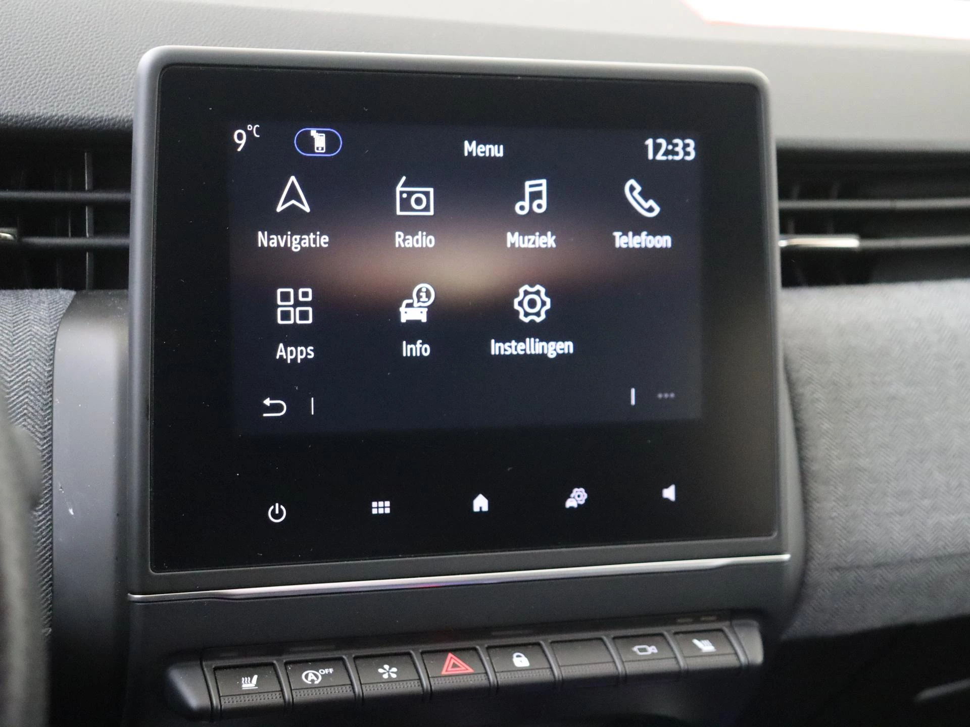 Renault-Clio-image-19